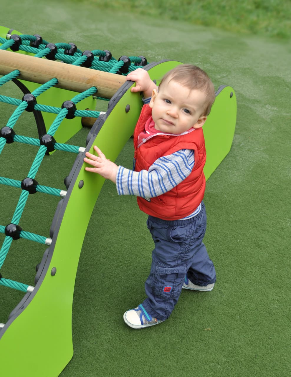 儿童乐园的"毛毛虫"游戏-5