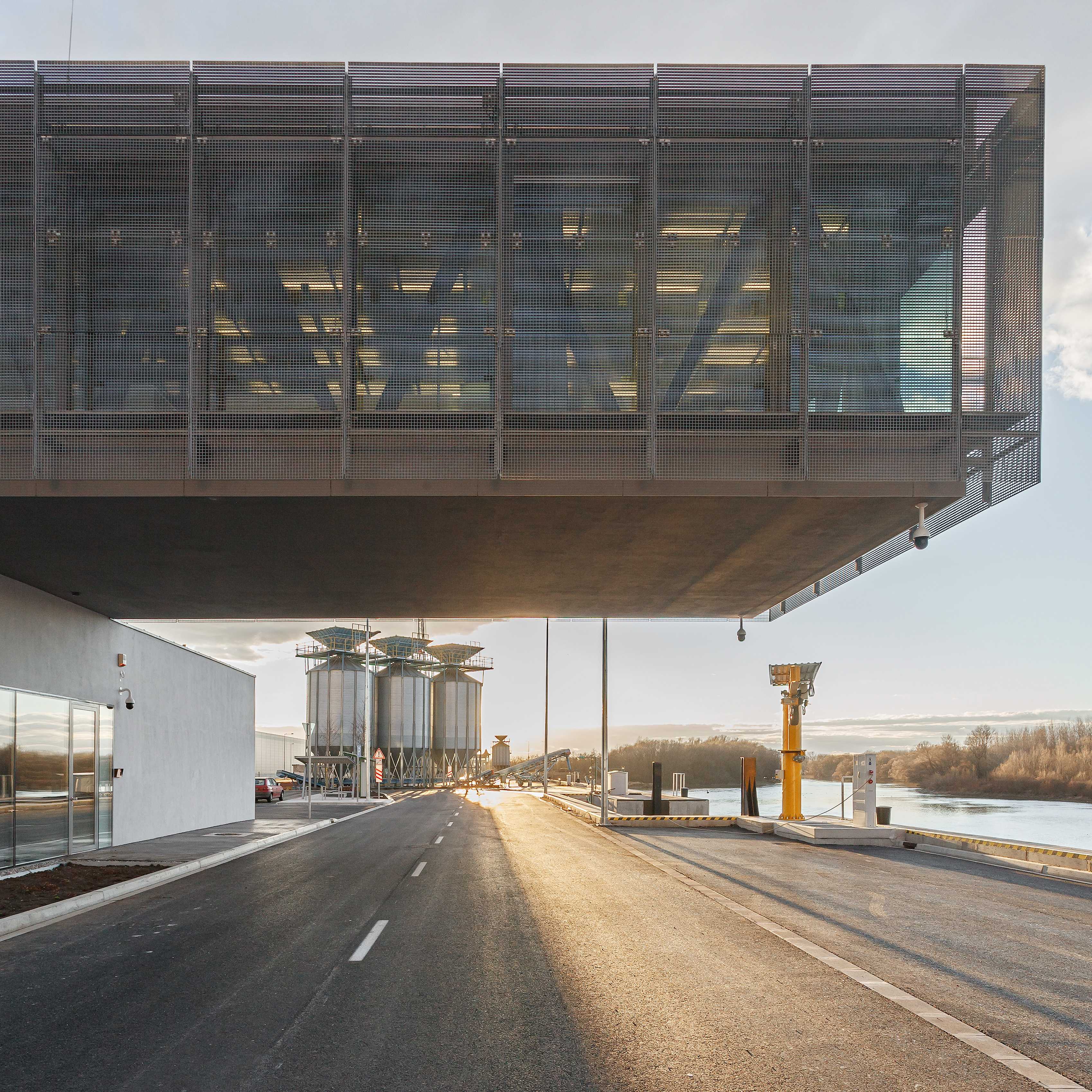 Győr·G NYű国家公共港口控制大楼-32