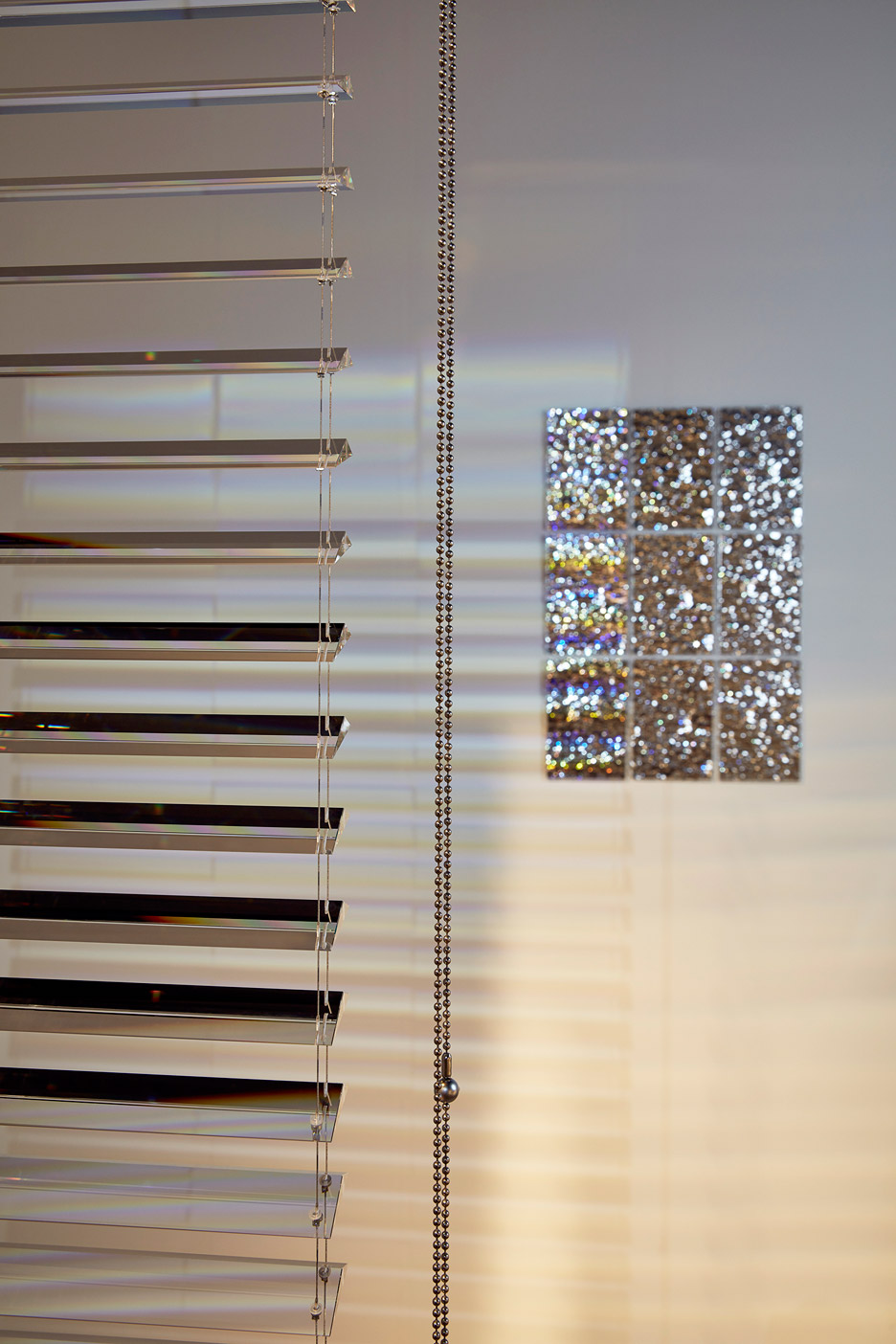 2016 施华洛世奇未来奖设计师打造水晶艺术装置-25