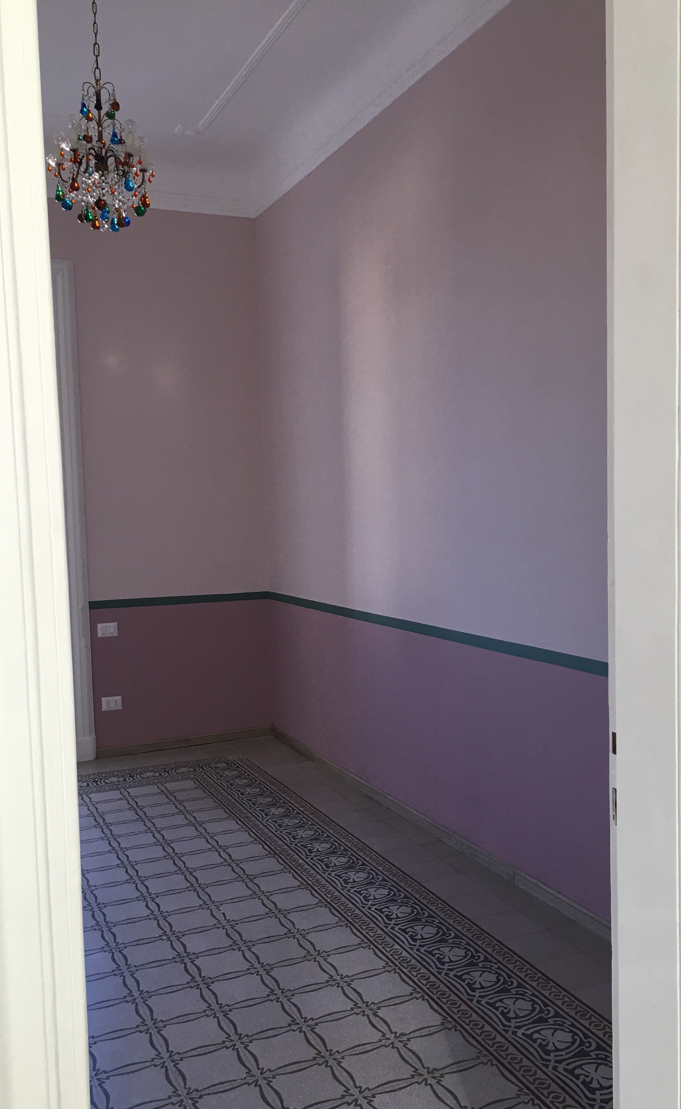 罗马河畔的复古韵味-11