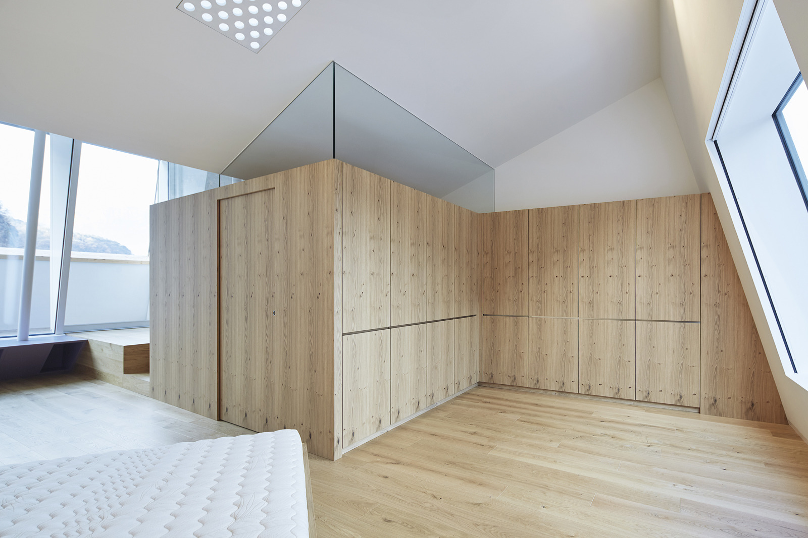 穿越时空的设计复兴 · 水瀑路 17 世纪建筑改造-3