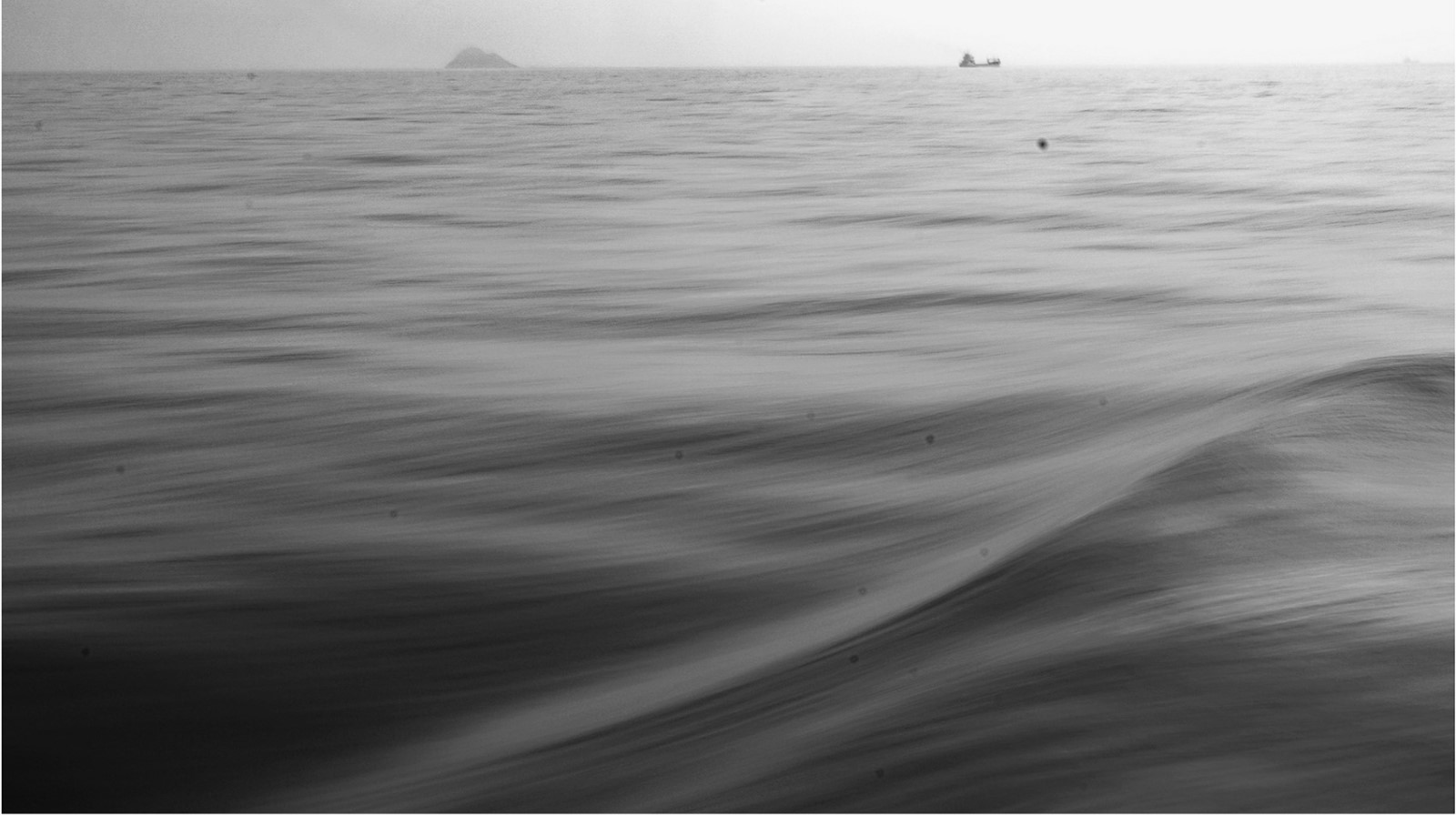 垂直的潮汐 · 东方时尚中心商业立面改造-25