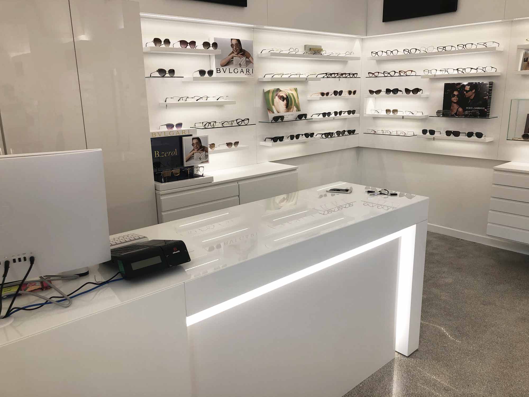 2019 年 Ottica Ciurlia 室内设计案例 | 历史建筑的恢复与创新-12