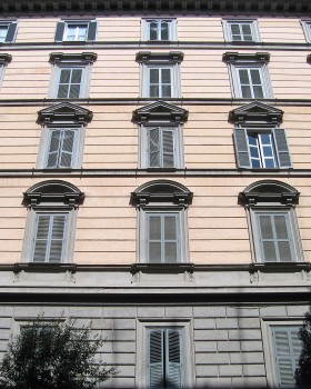 2007 年罗马历史建筑结构加固修复案例