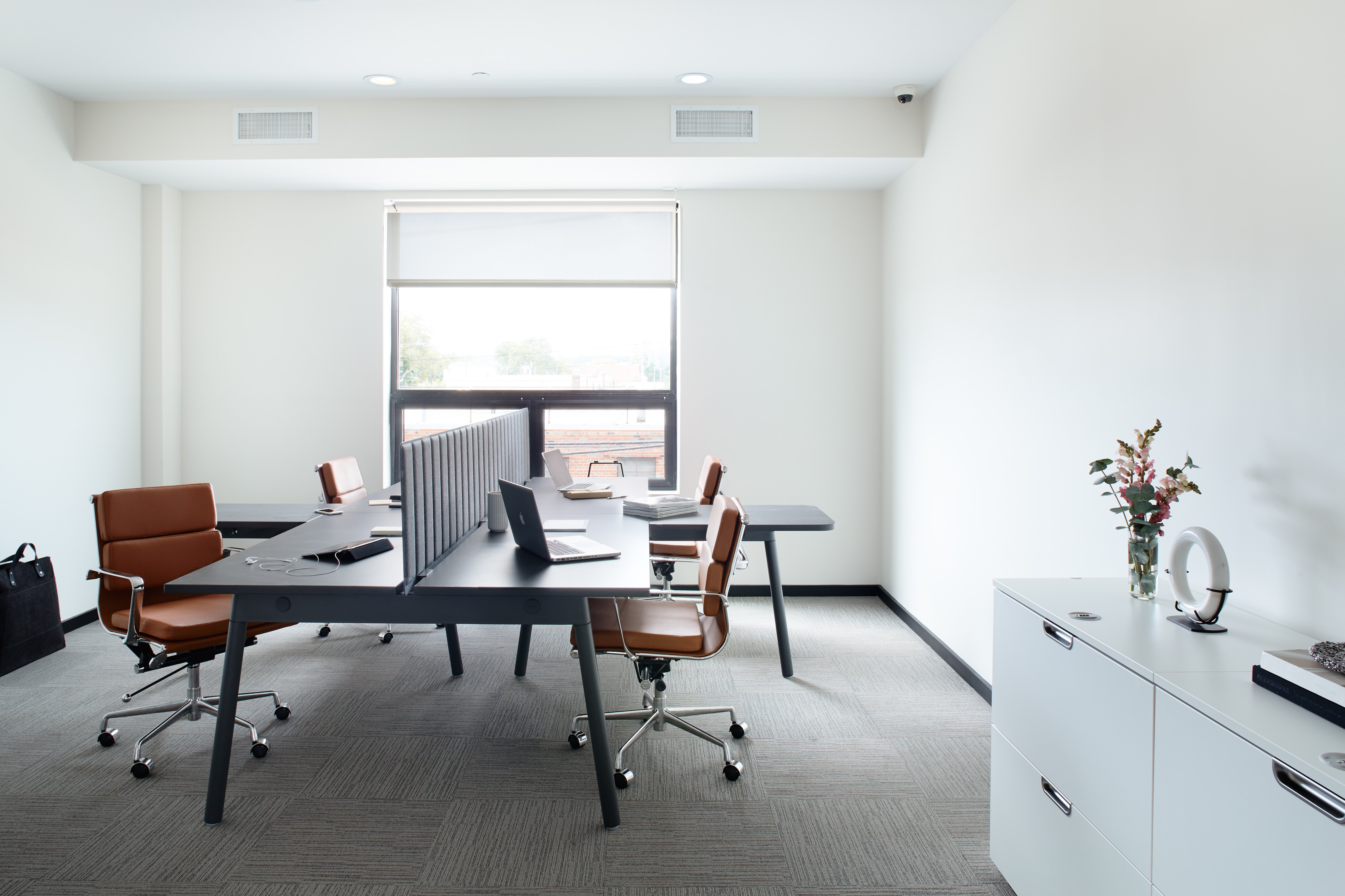 纽约布鲁克林 2016 年新建仓库室内设计案例解析-16