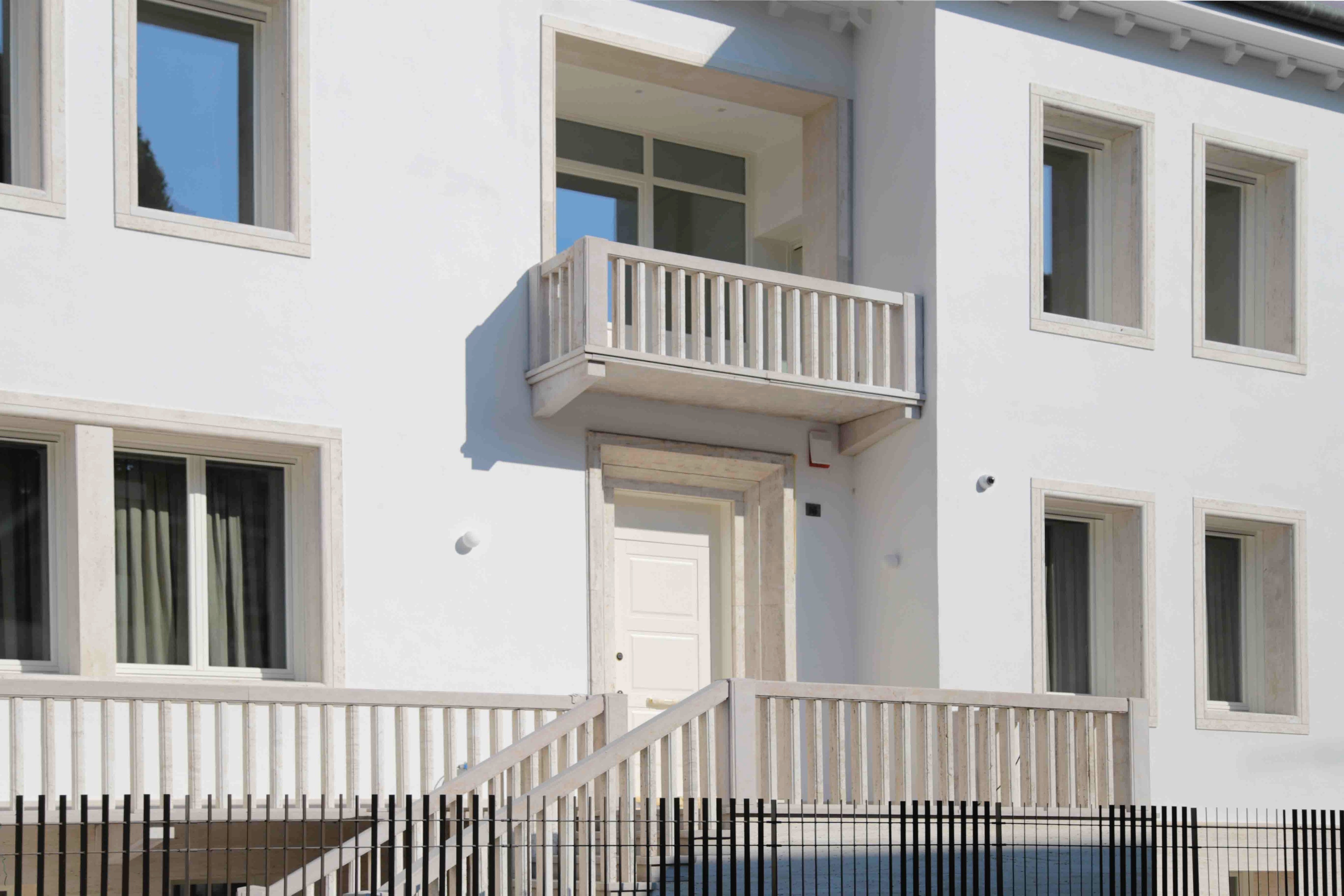 历史中心 30/40 年代殖民风格建筑的翻新设计-0