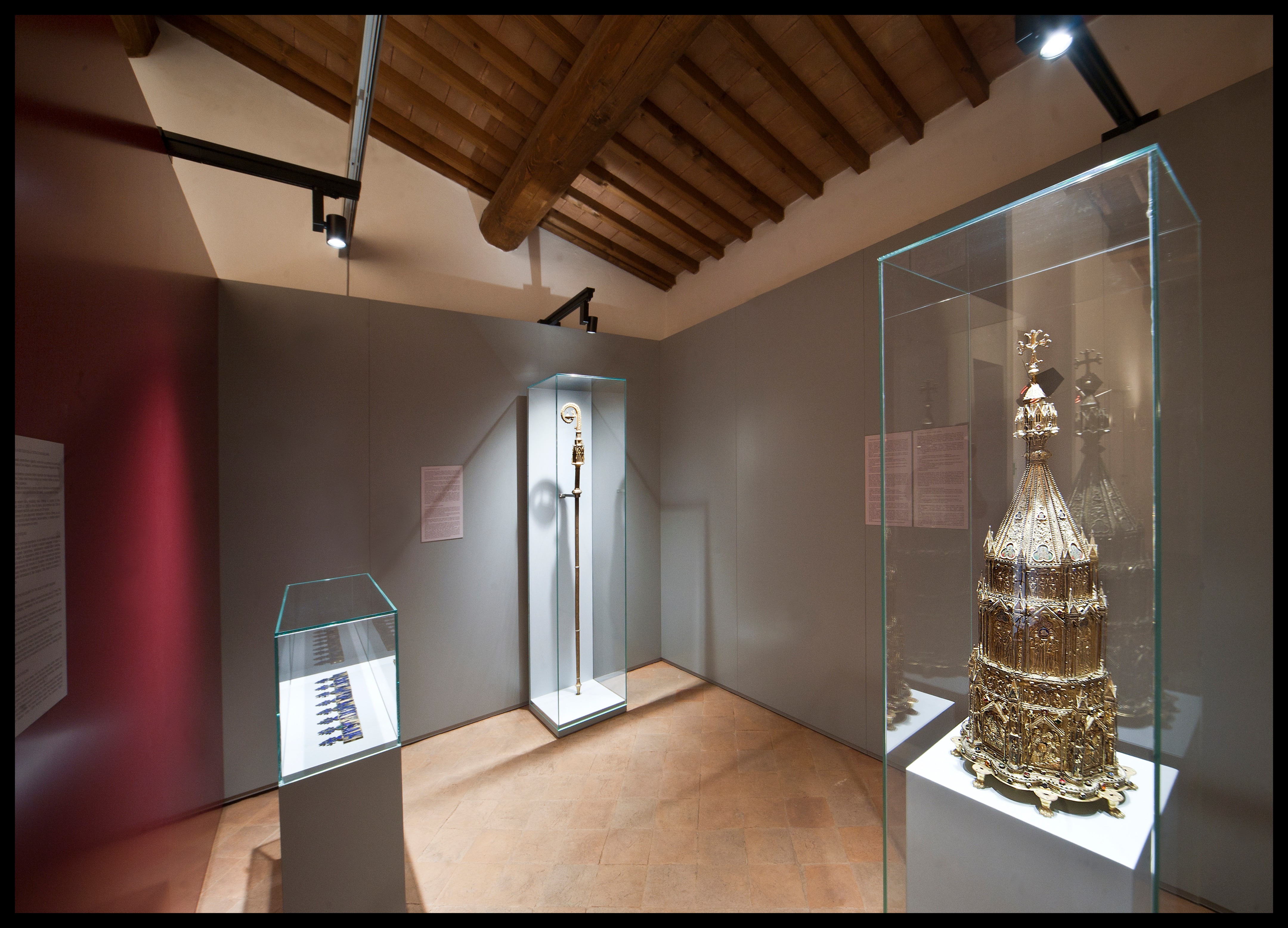 圣加尔加诺的金饰展览-2