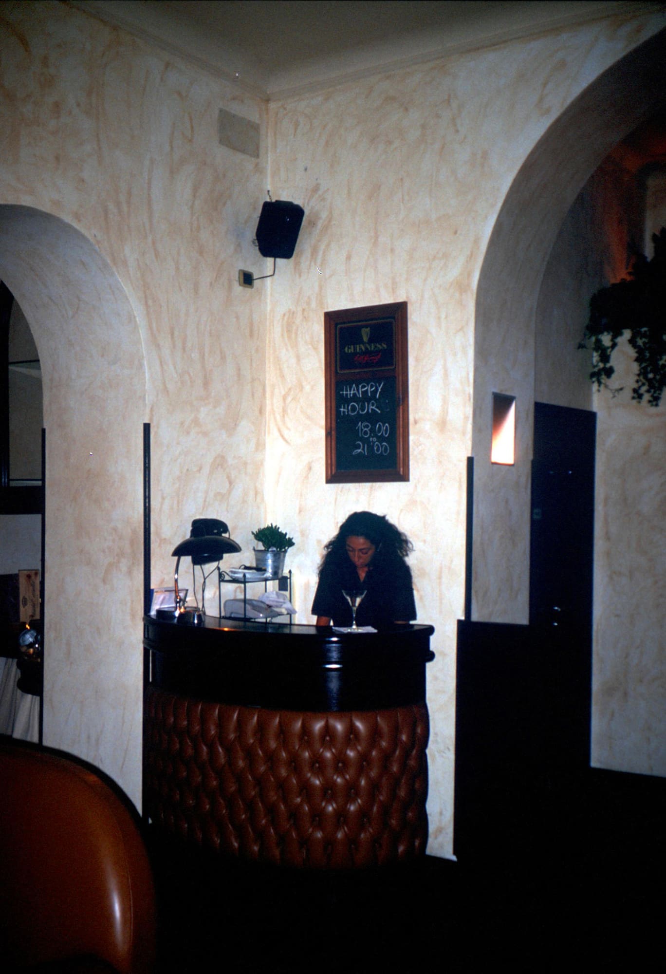 米兰 1999 年完成的餐饮空间设计-11