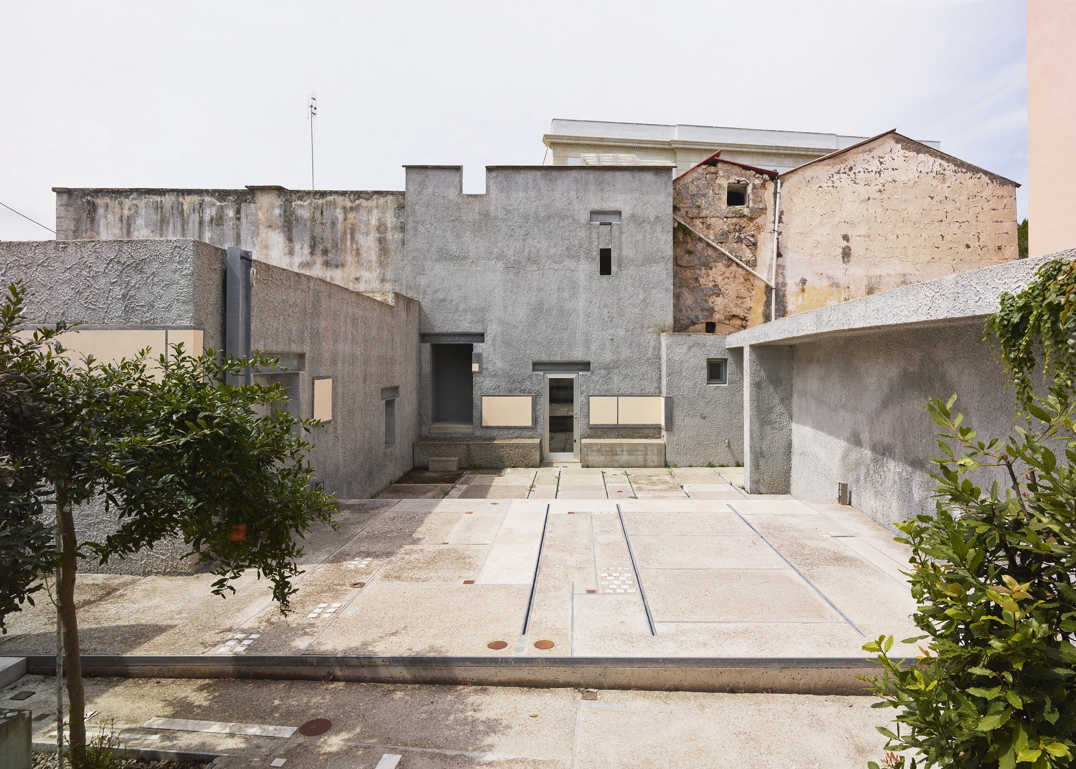 经典与现代并融，Kiasmo 总部室内设计-18