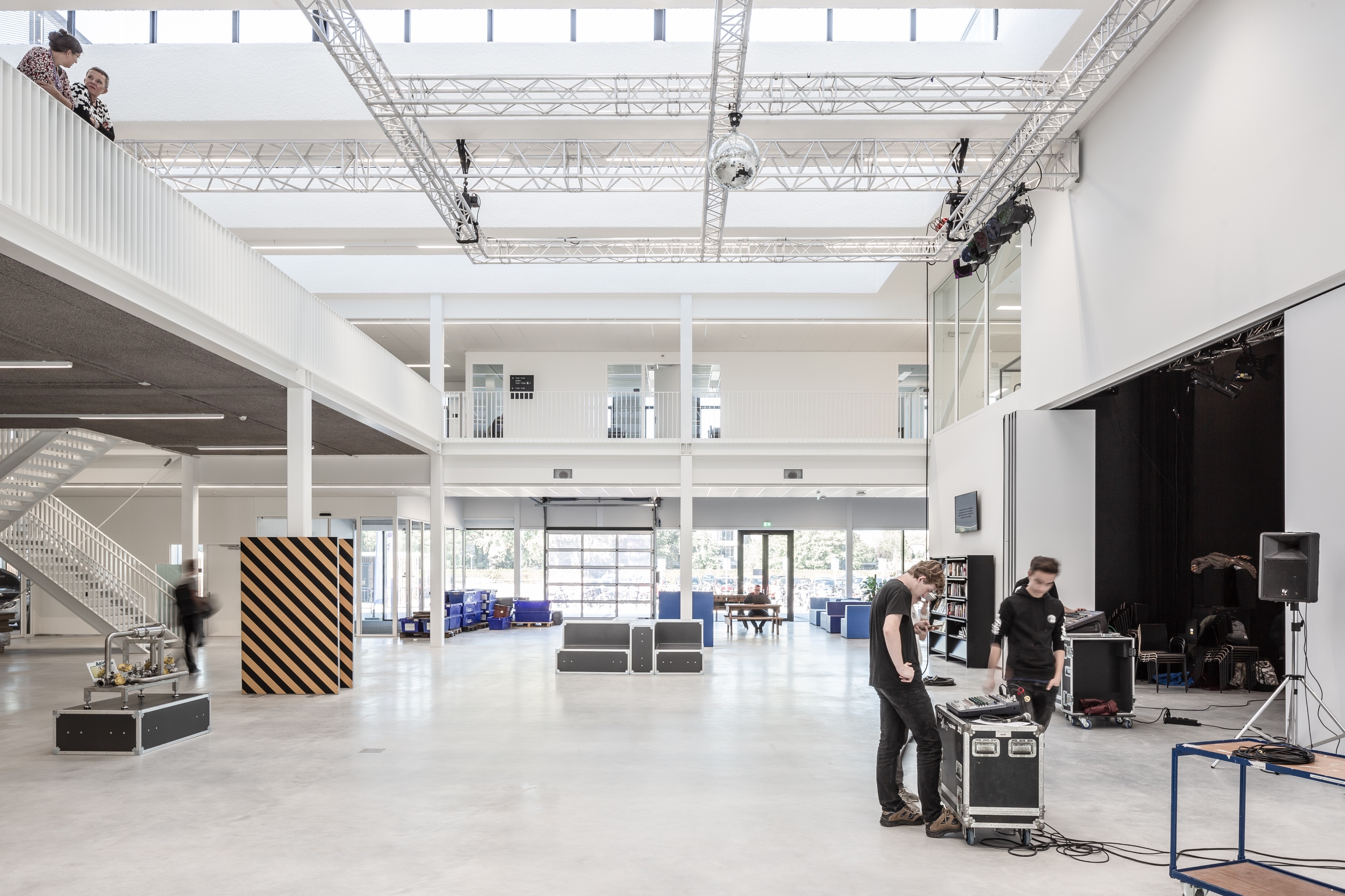 泰科诺瓦学院-4