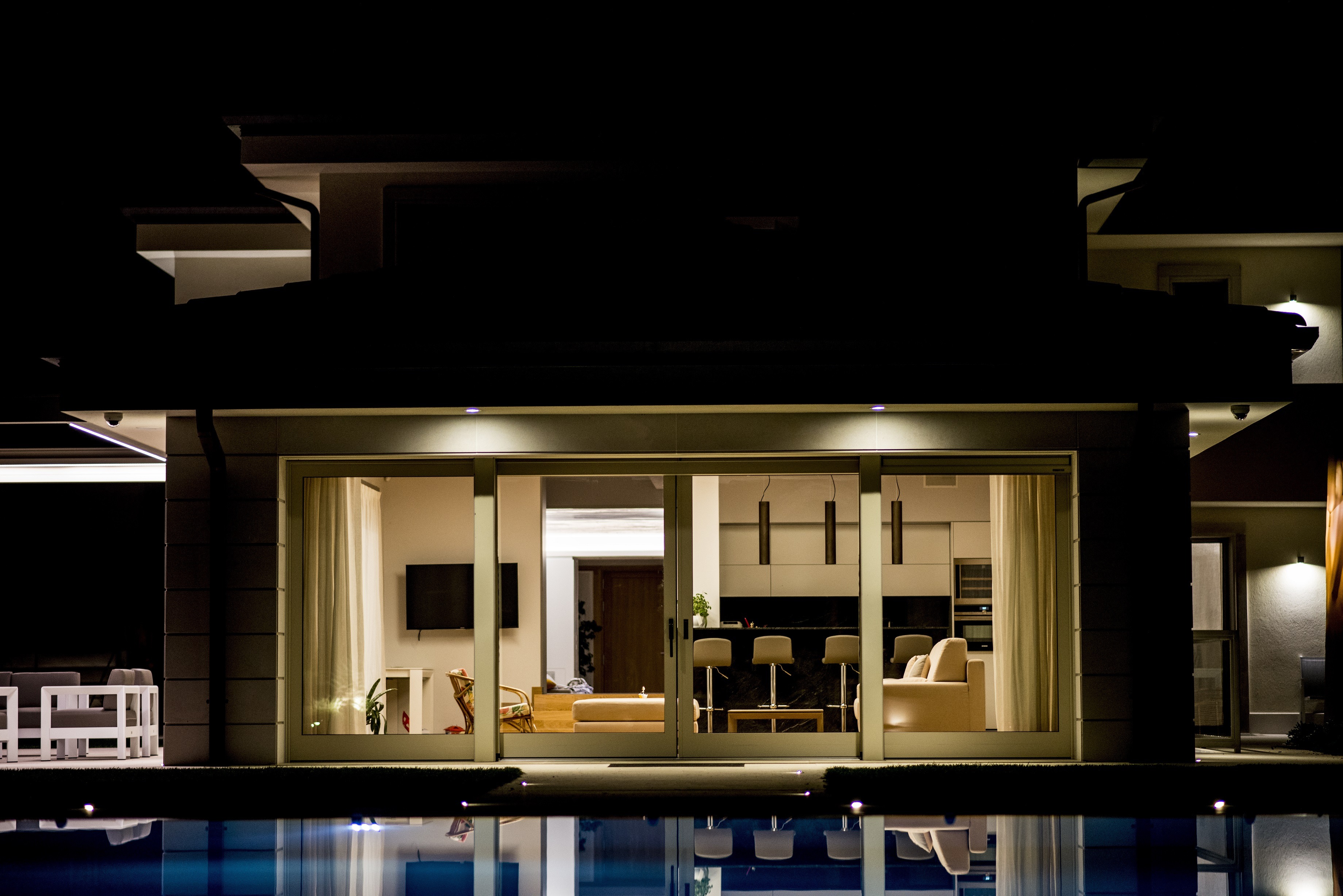 意式乡村别墅的现代焕新 | 舒适与环保的完美结合-15