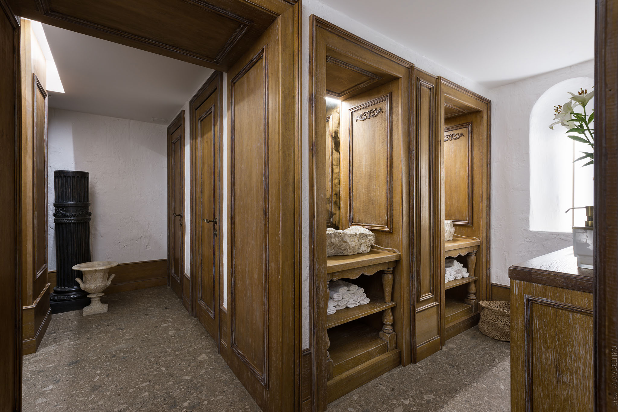 历史建筑中的现代餐厅 | DOM N10-19