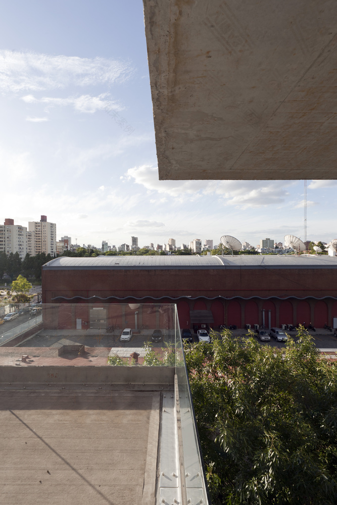 布宜诺斯艾利斯巴勒莫区的中间空间探索-28