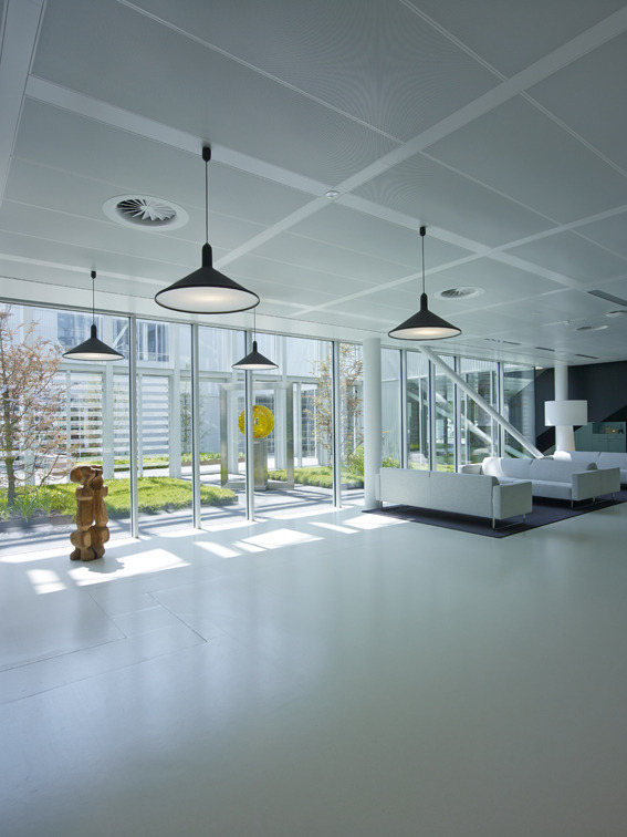 区域办事处埃内斯·文洛-6