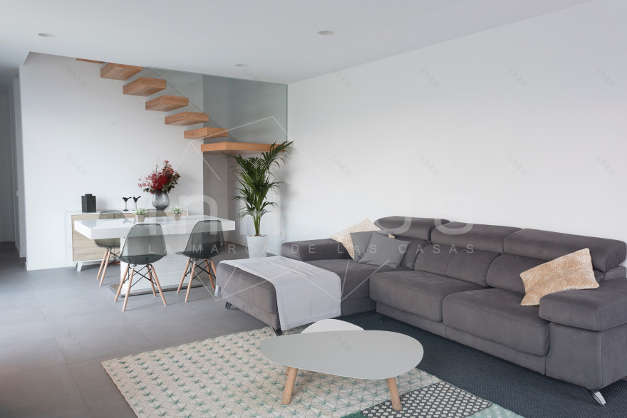 现代家庭梦想家园——西班牙瓦伦西亚“阿尔库迪亚”住宅-6