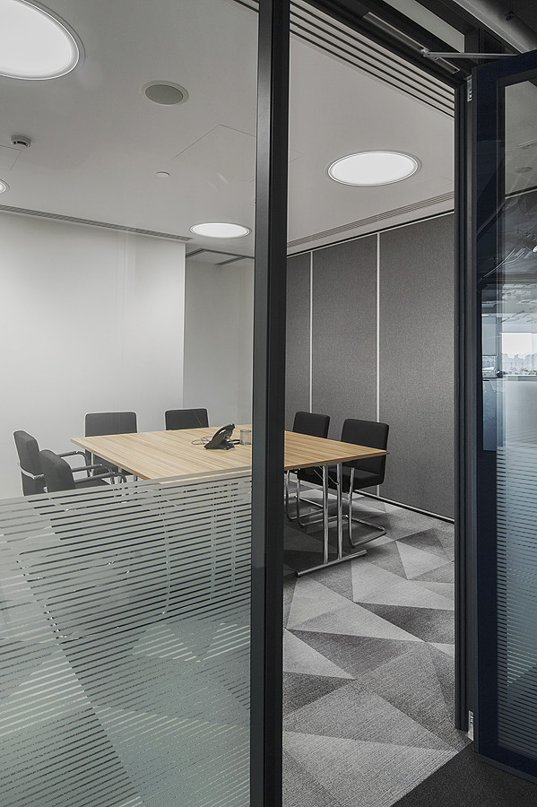 瑞士 Swatch 集团办公室及服务中心设计-41