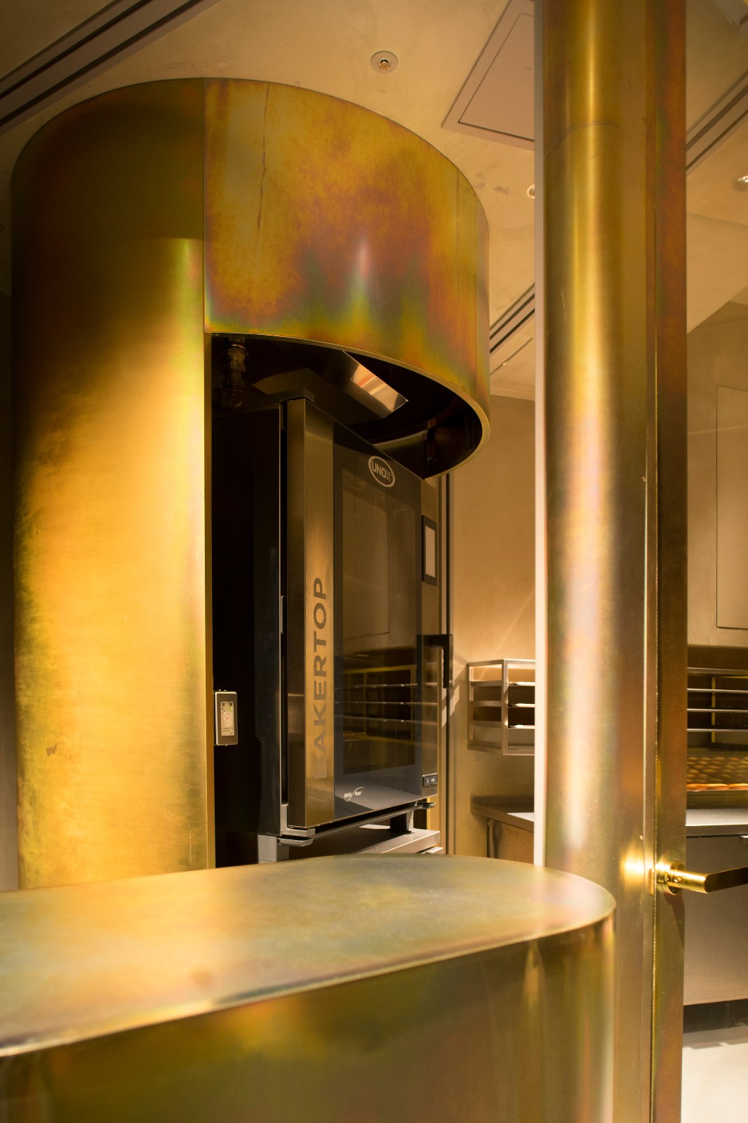 闪闪发光的金属制作 · 日本大阪奶酪馅饼店-11