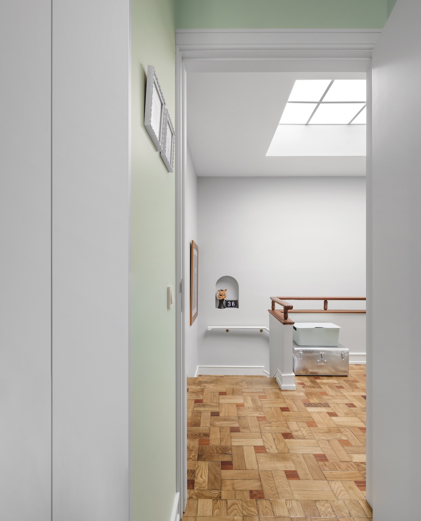 色彩点亮生活，翻新打造现代宜居空间-28