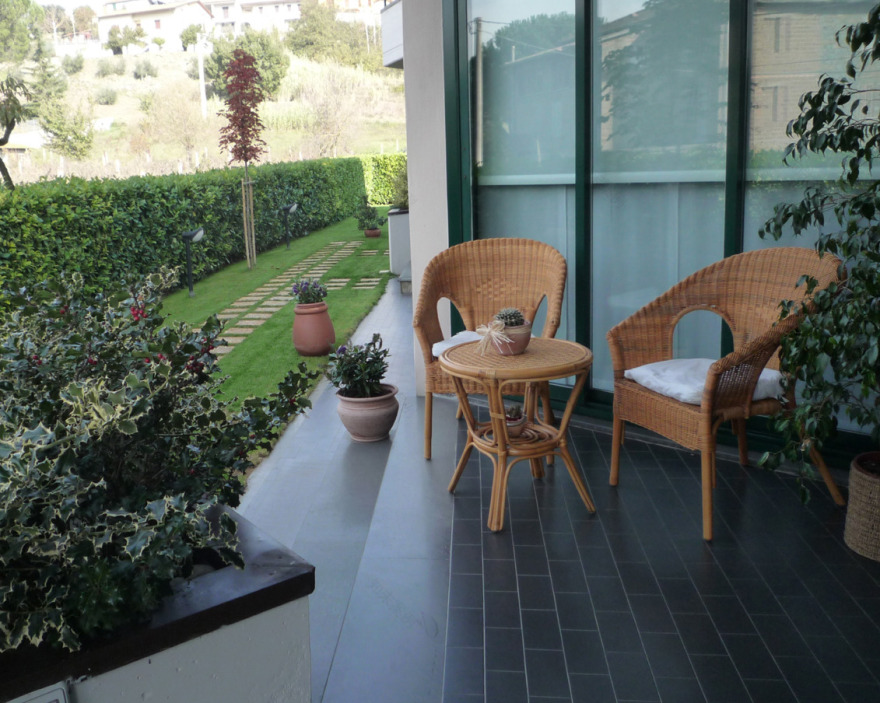 阳光与绿意共生 | 家庭住宅设计案例-27