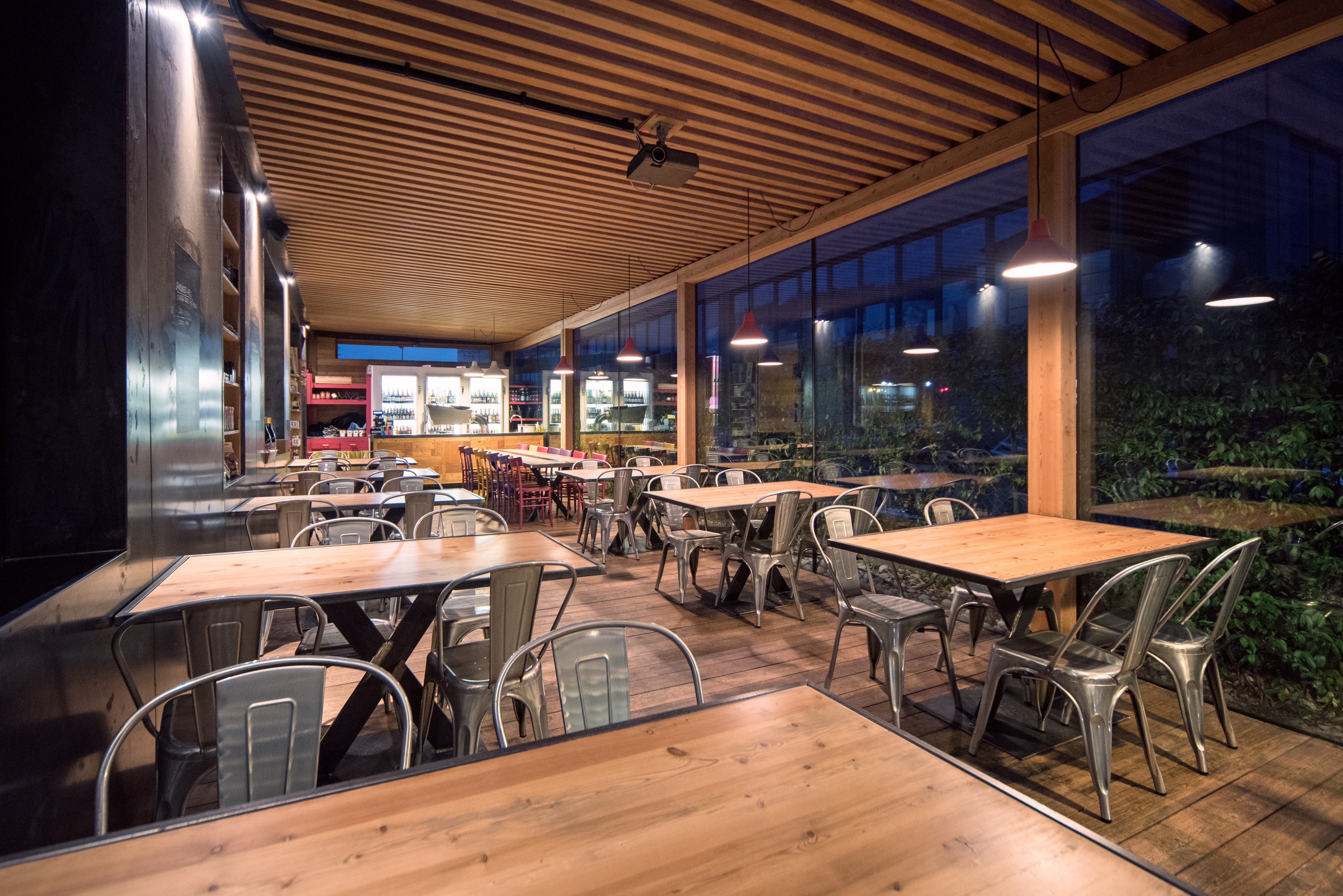 2016 年完成的 Viaprade8 酒吧餐厅设计-11