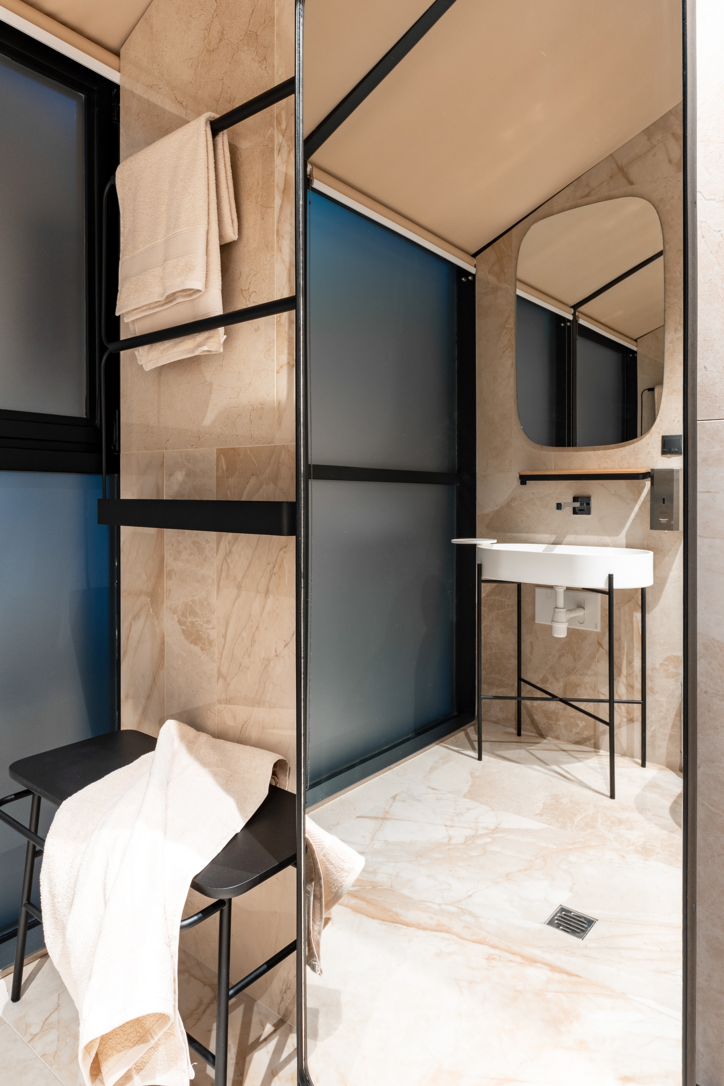 KIV 商务休息室——舒适私密的一体化设计-13