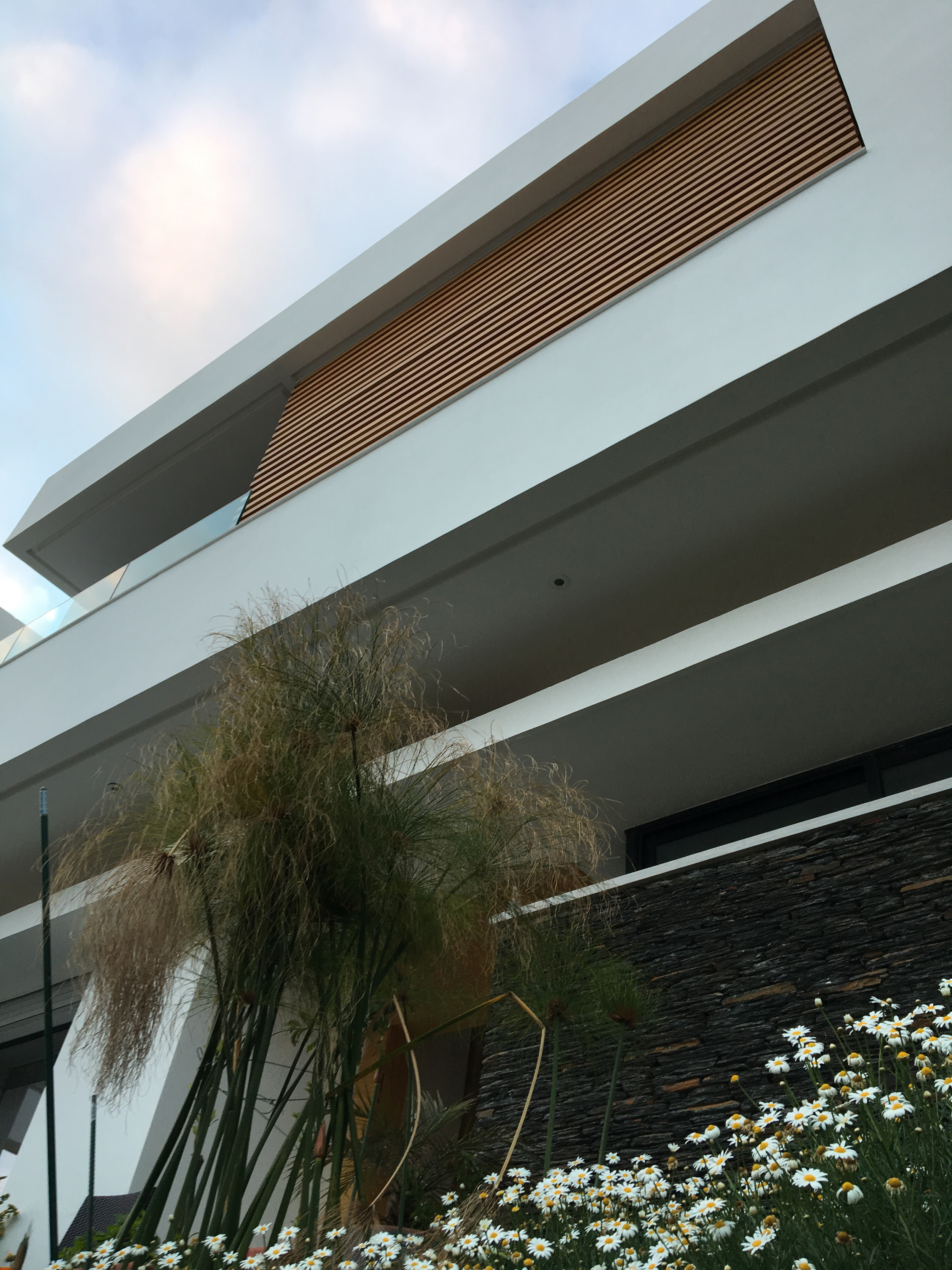 摩洛哥海景现代别墅设计-12