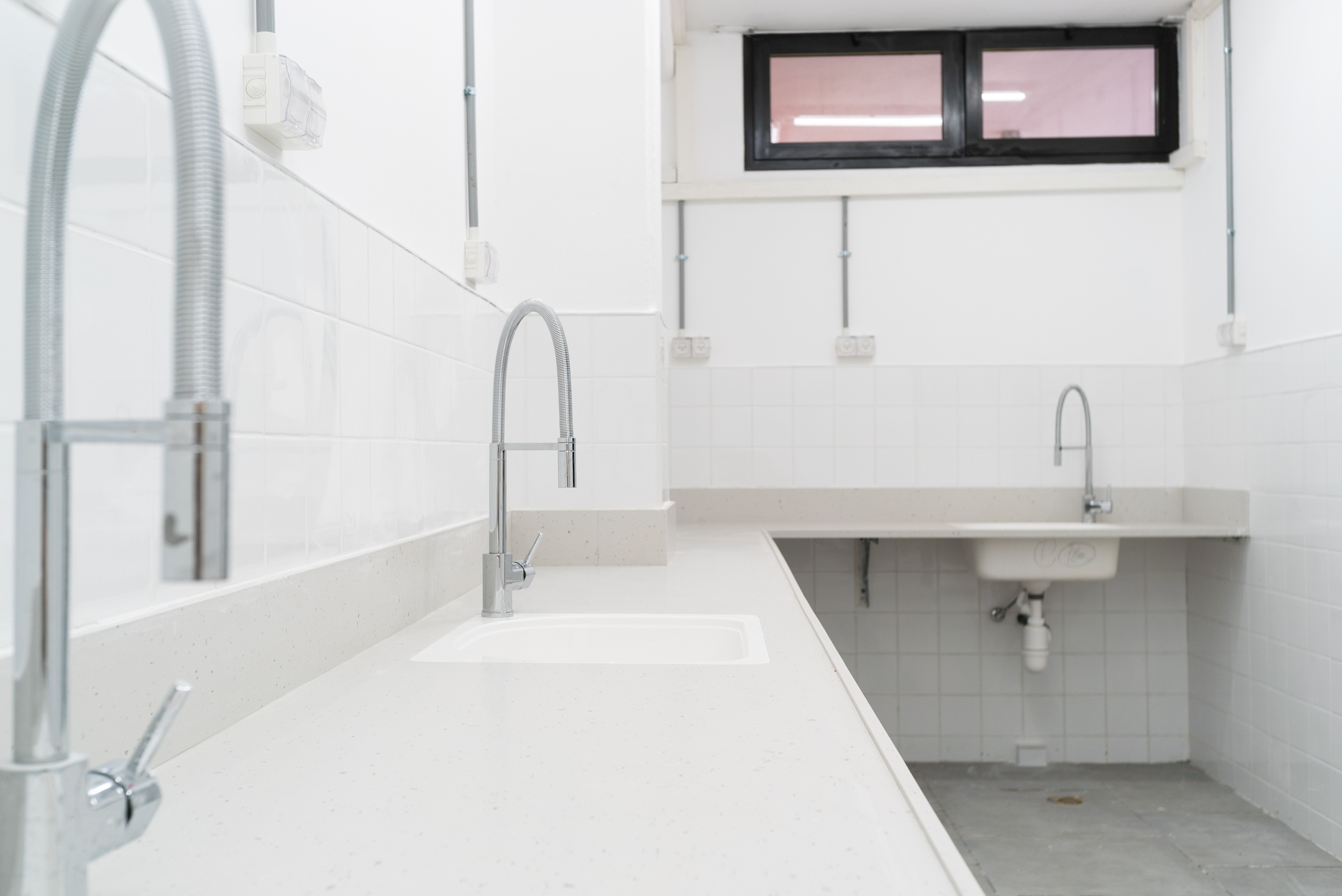 小空间，大变革——以色列巴特亚姆市沙 azar 高中入口改造-11