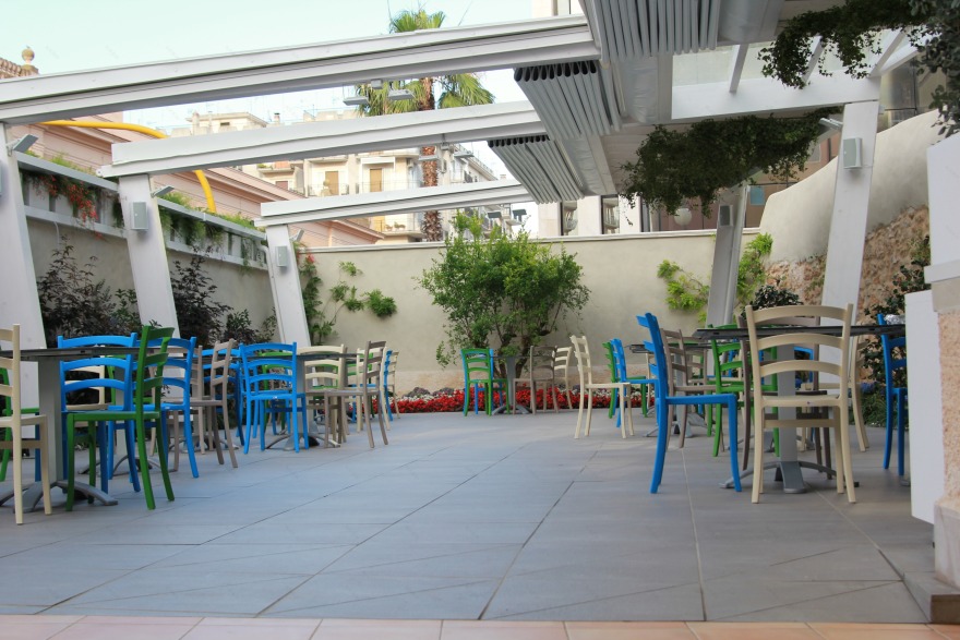 绿意盎然的城市花园——"Verde Matematico"餐厅设计-0