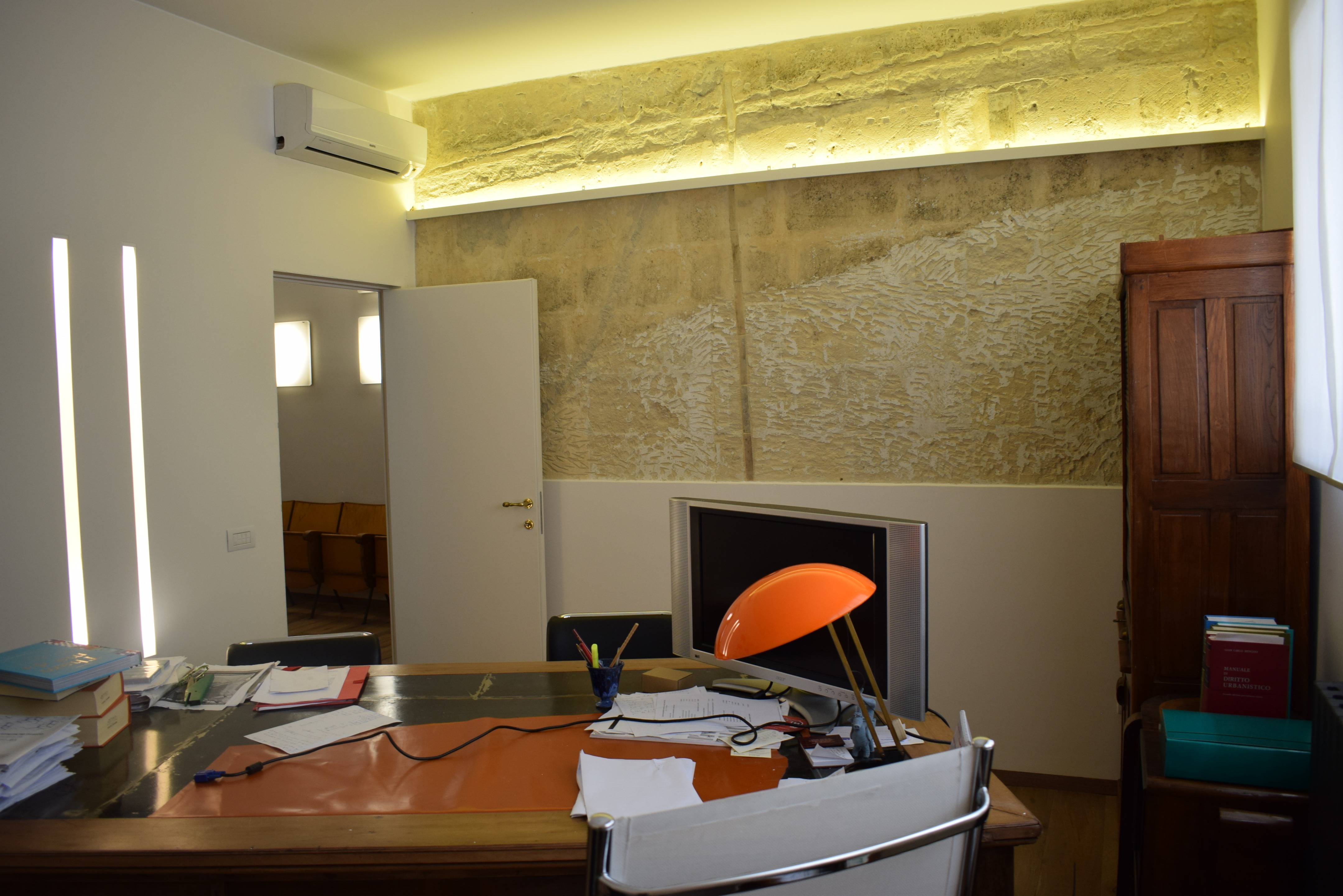 2017 年完成的意大利马泰拉律师事务所室内设计-3