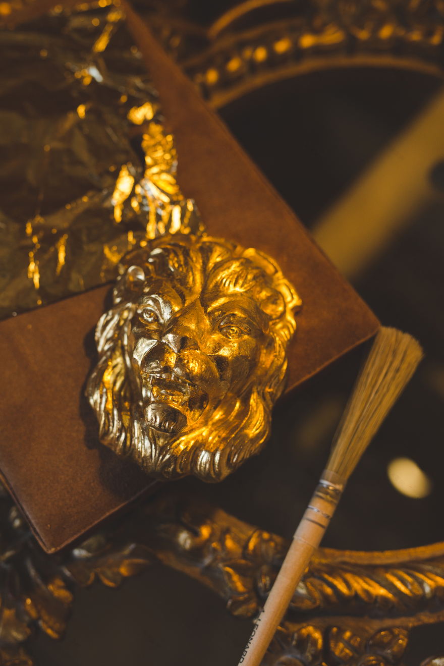 比利时 300 年历史古宅变身家具艺术展厅-4