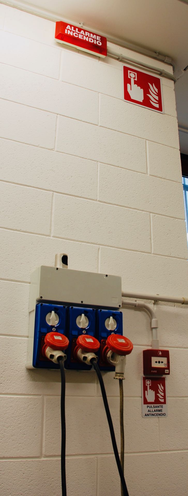 意大利 Polmac 公司总部工厂室内设计案例-36