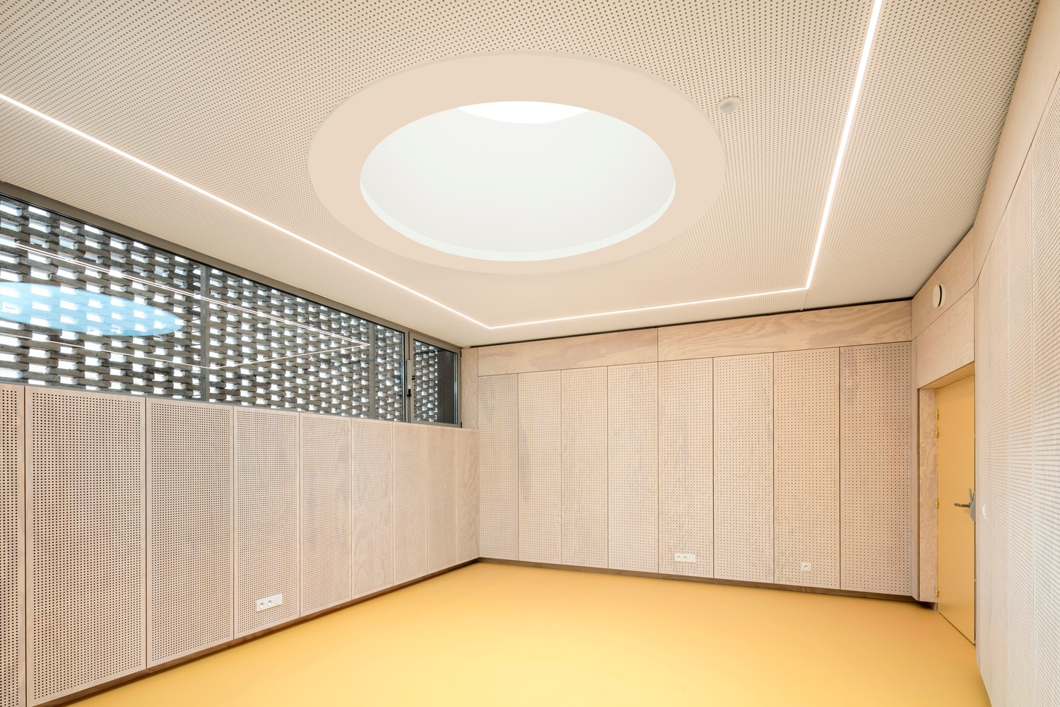 法国新埃朗库尔音乐学校-18