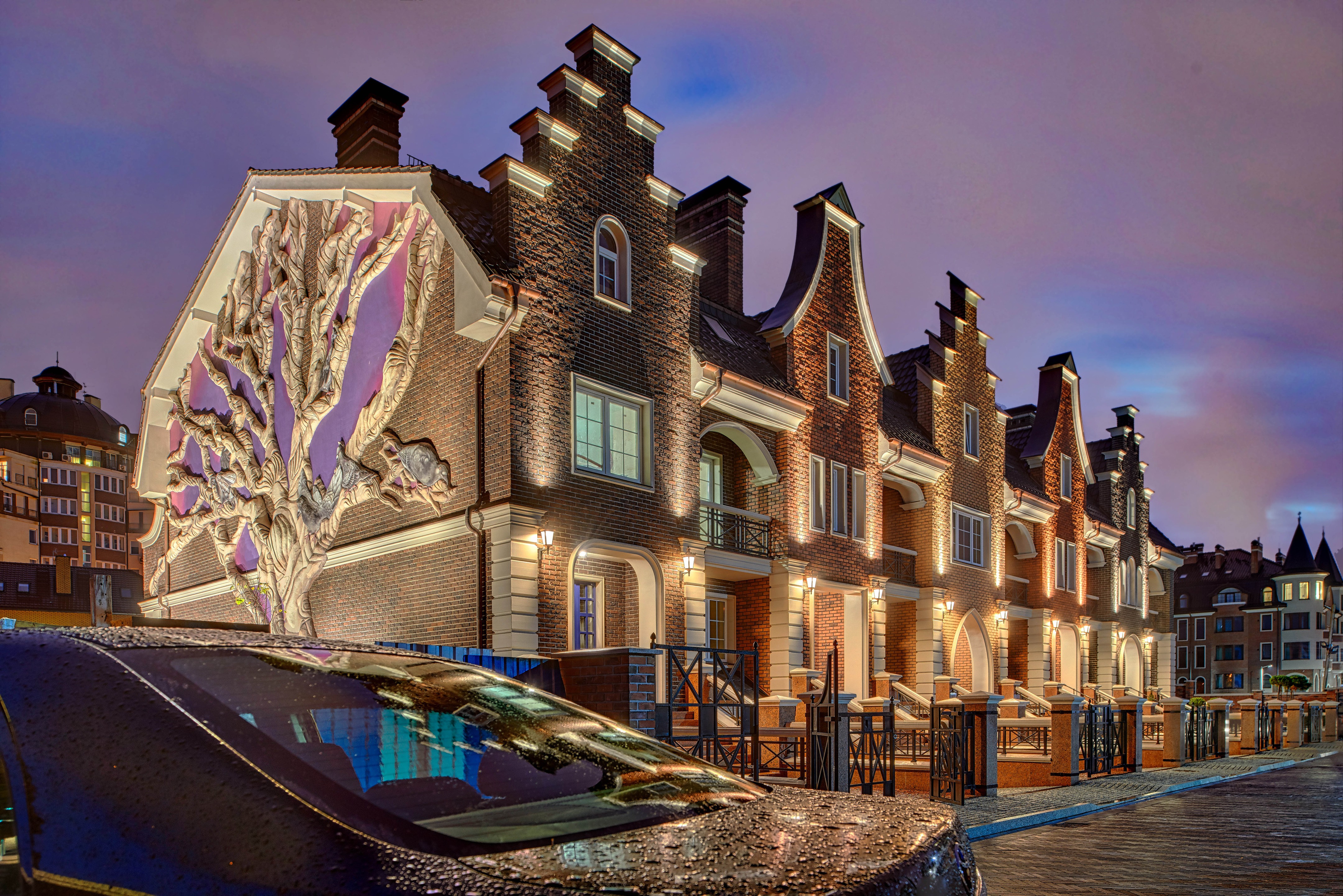 2017 年三层联排别墅影院式客厅设计-1