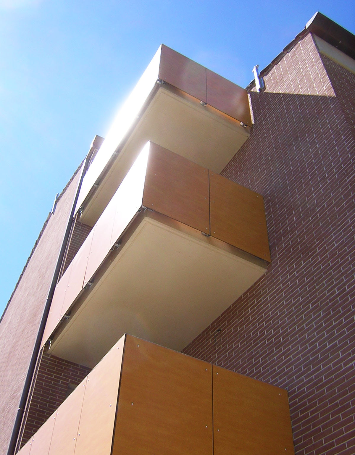 创新材料与节能设计的多家庭住宅-9