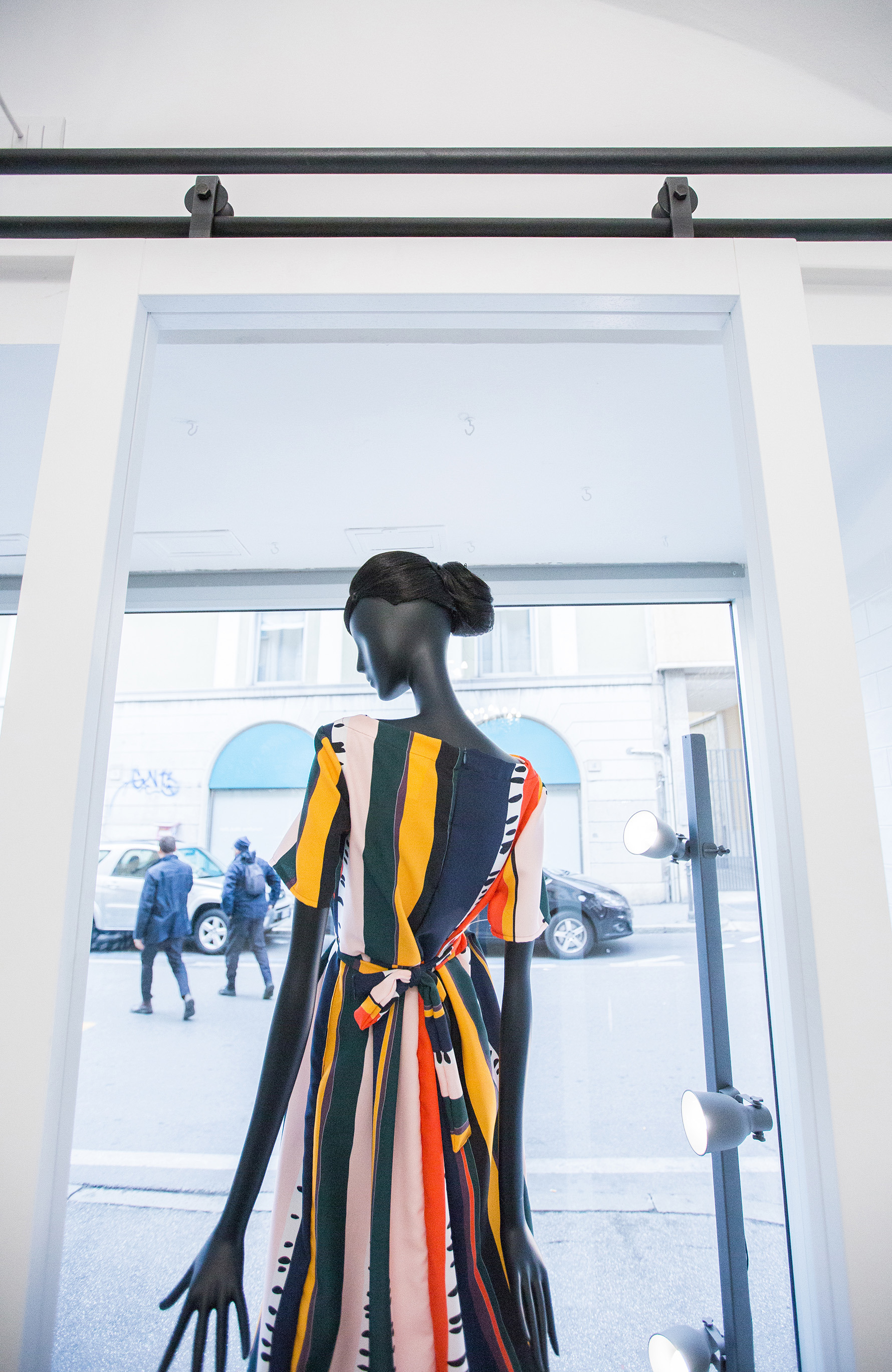 灵活创意的意大利零售空间设计-1