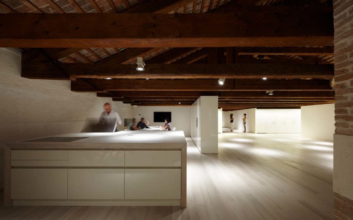 意大利威尼斯,RUBENS LUCIANO Offices by Simone Micheli-14