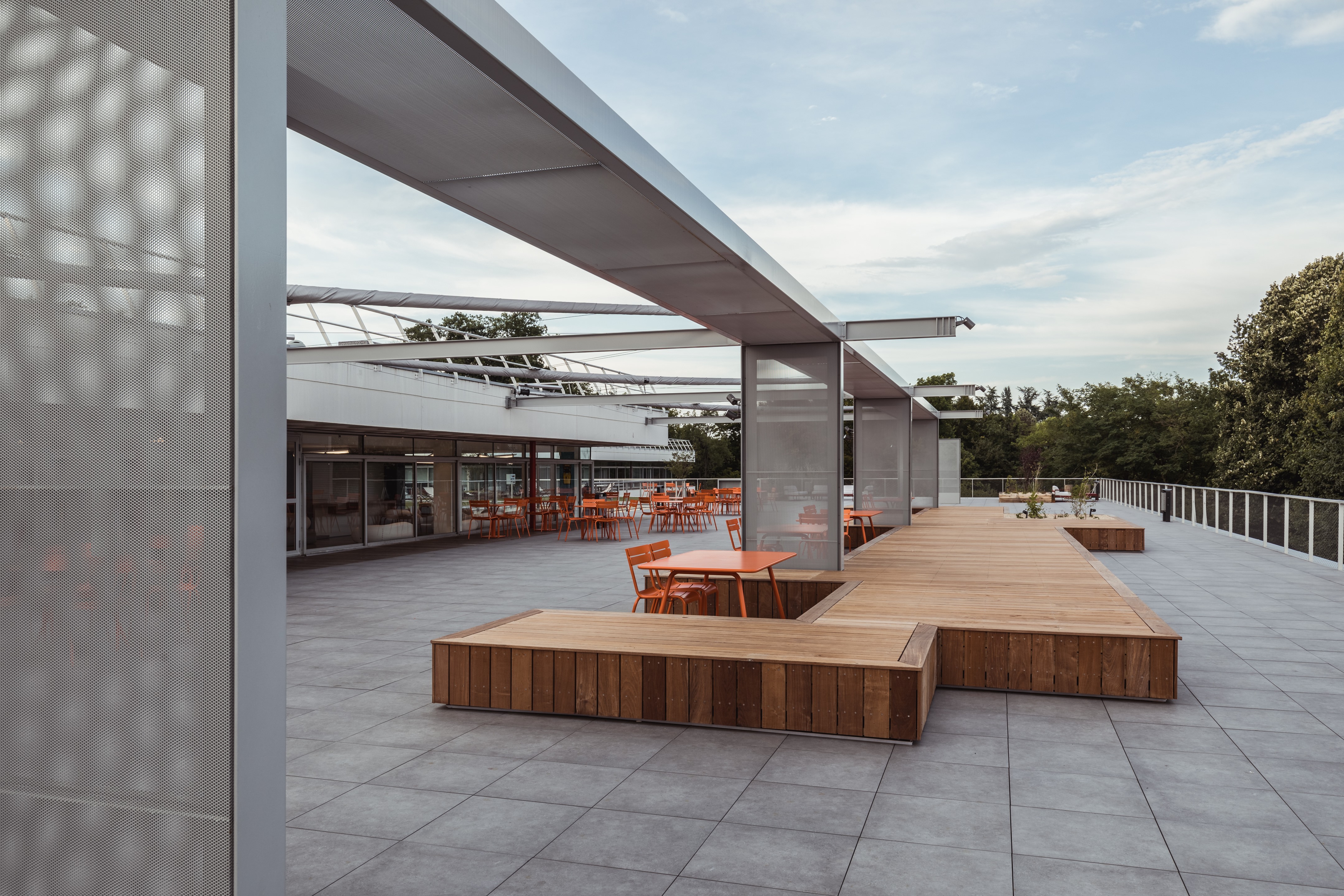 EM Lyon 商学院屋顶露台改造-15