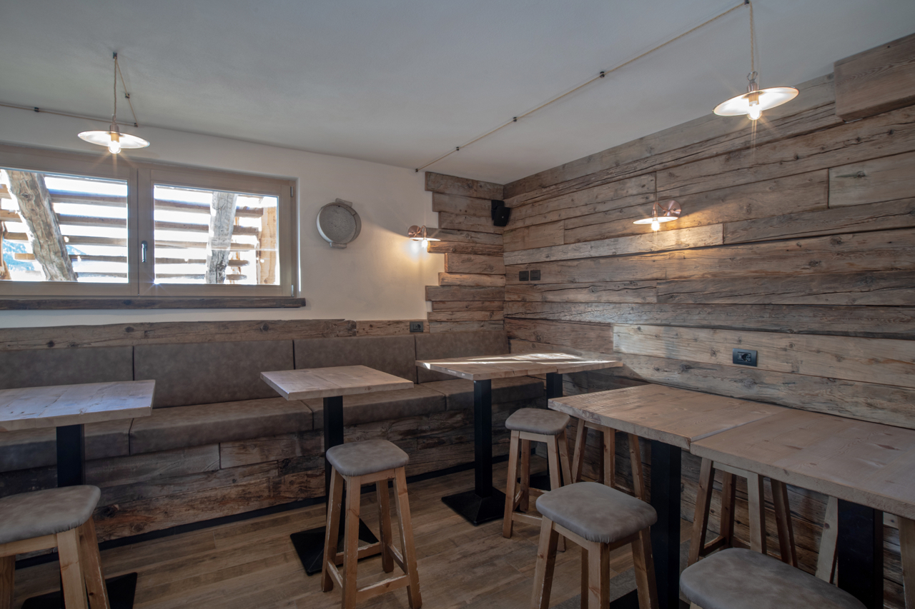 雪山之上的温馨猫舍——La Tana del Gatto 餐厅设计-66