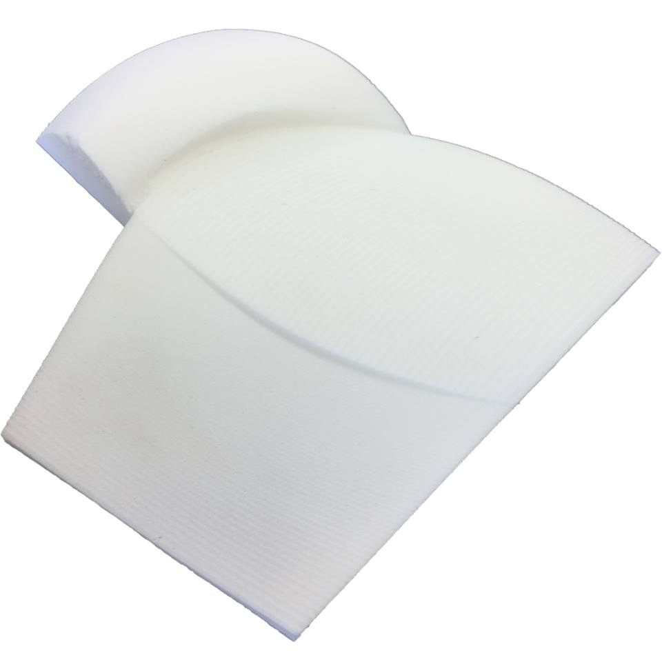 五块混凝土碑构建的抽象艺术装置-13