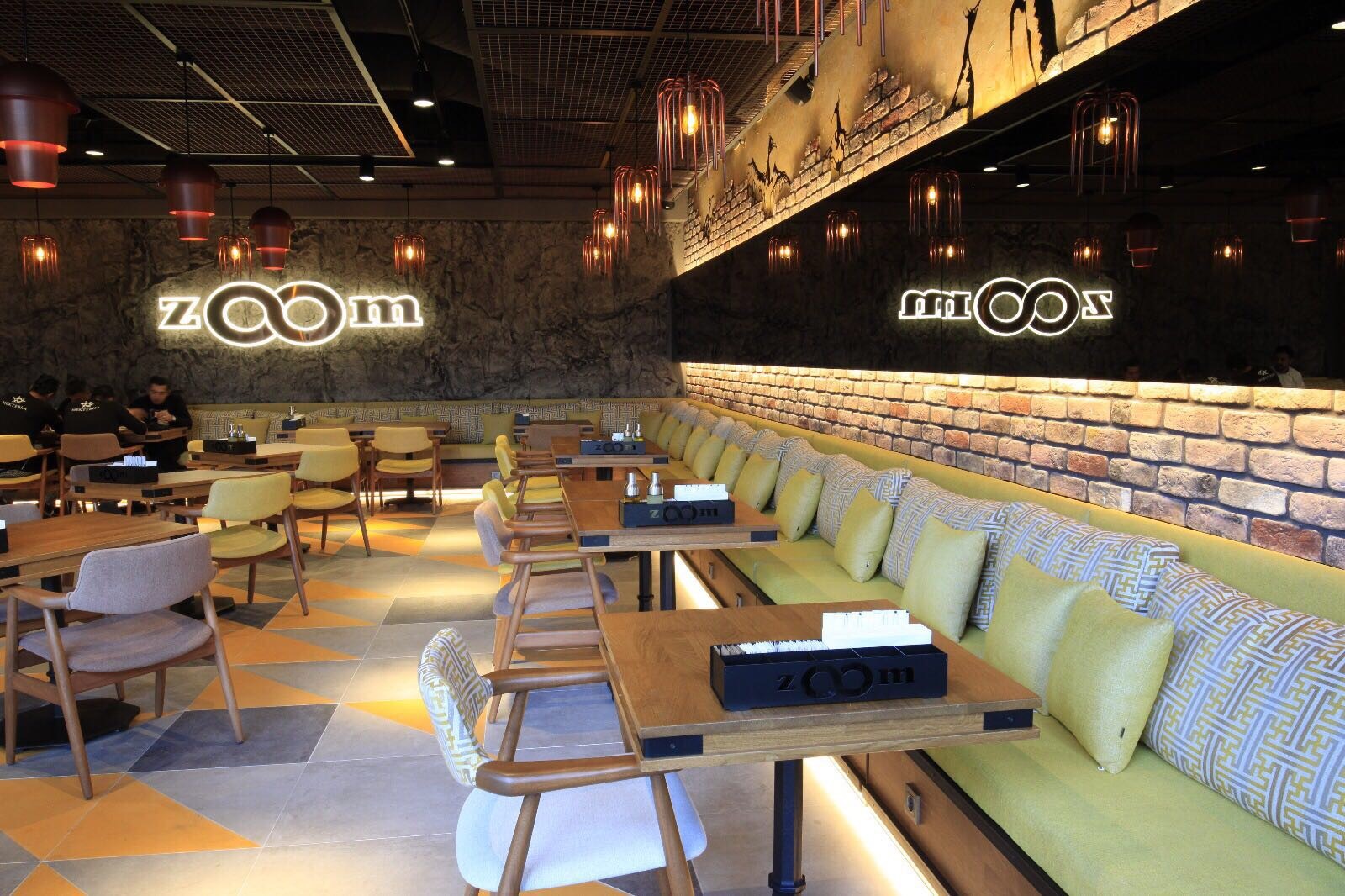 2017 年完成的 ZOOM 咖啡餐厅室内设计案例-17