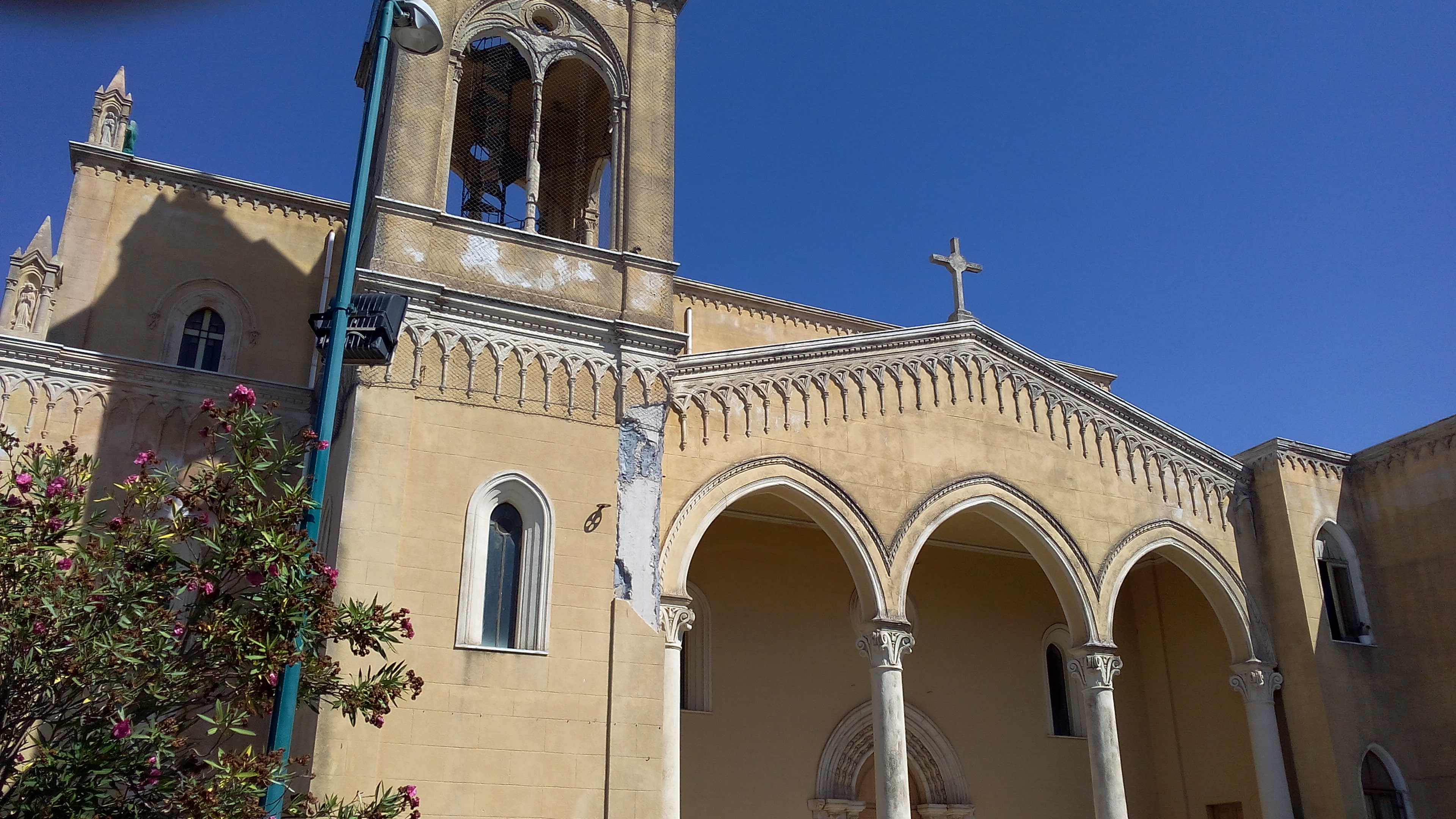 巴勒莫朱利亚娜教堂修复 · 室内设计亮点与精炼概述-14