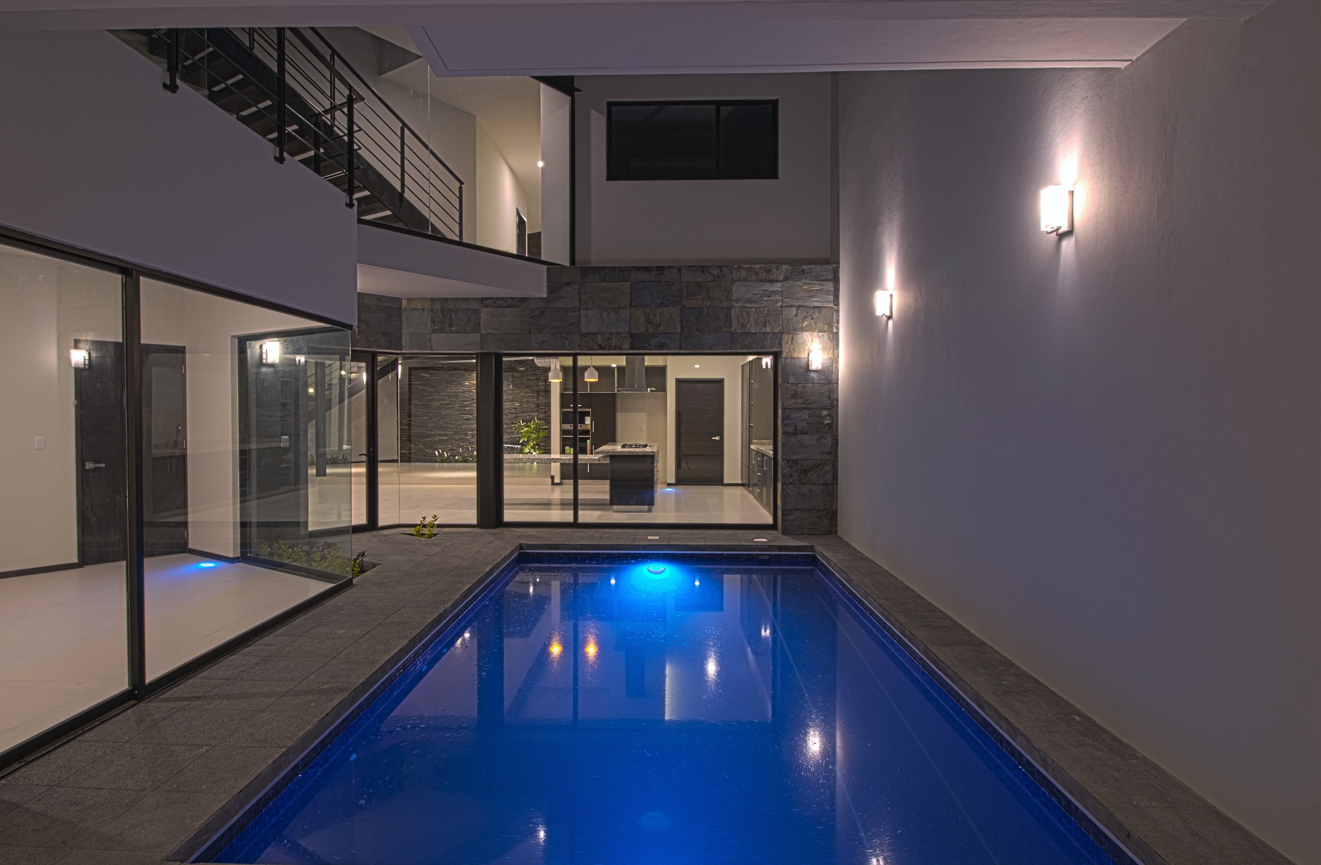 Casa Suarez 现代家庭住宅-26