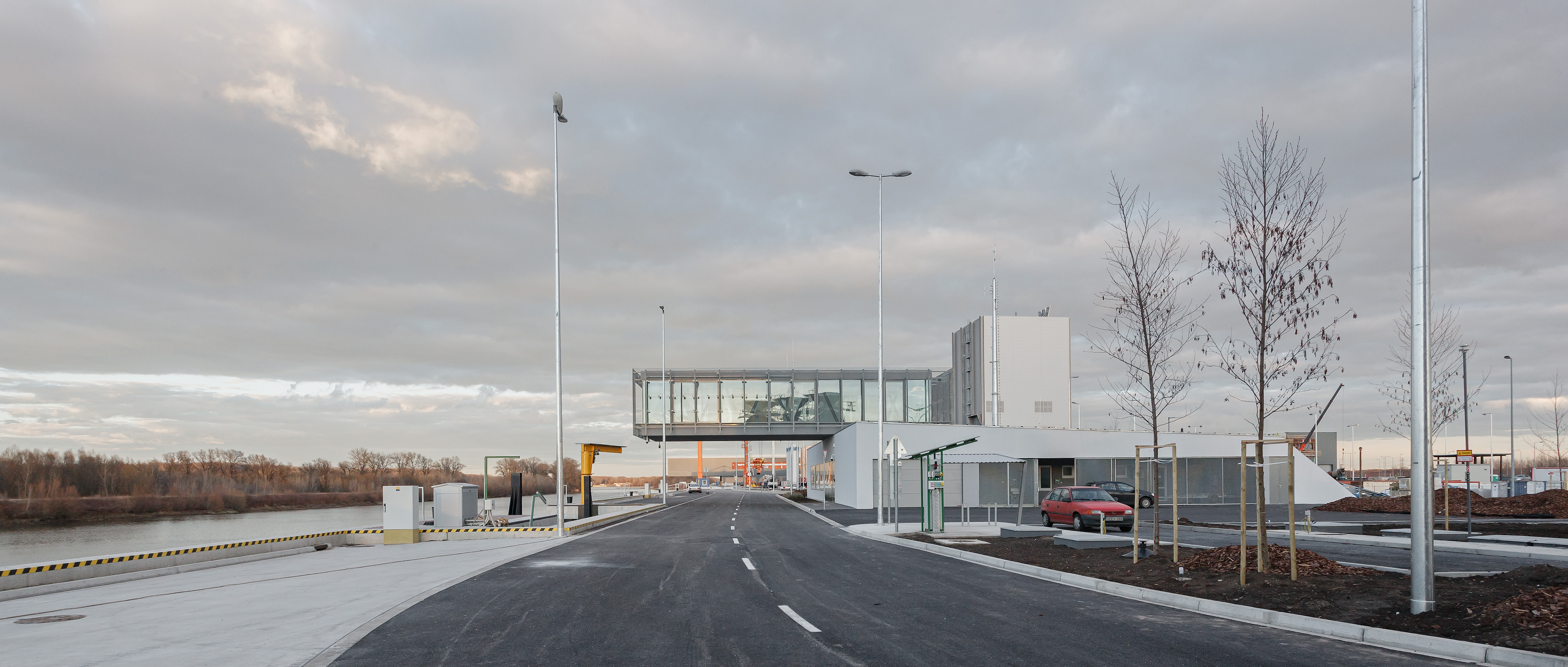 Győr·G NYű国家公共港口控制大楼-34