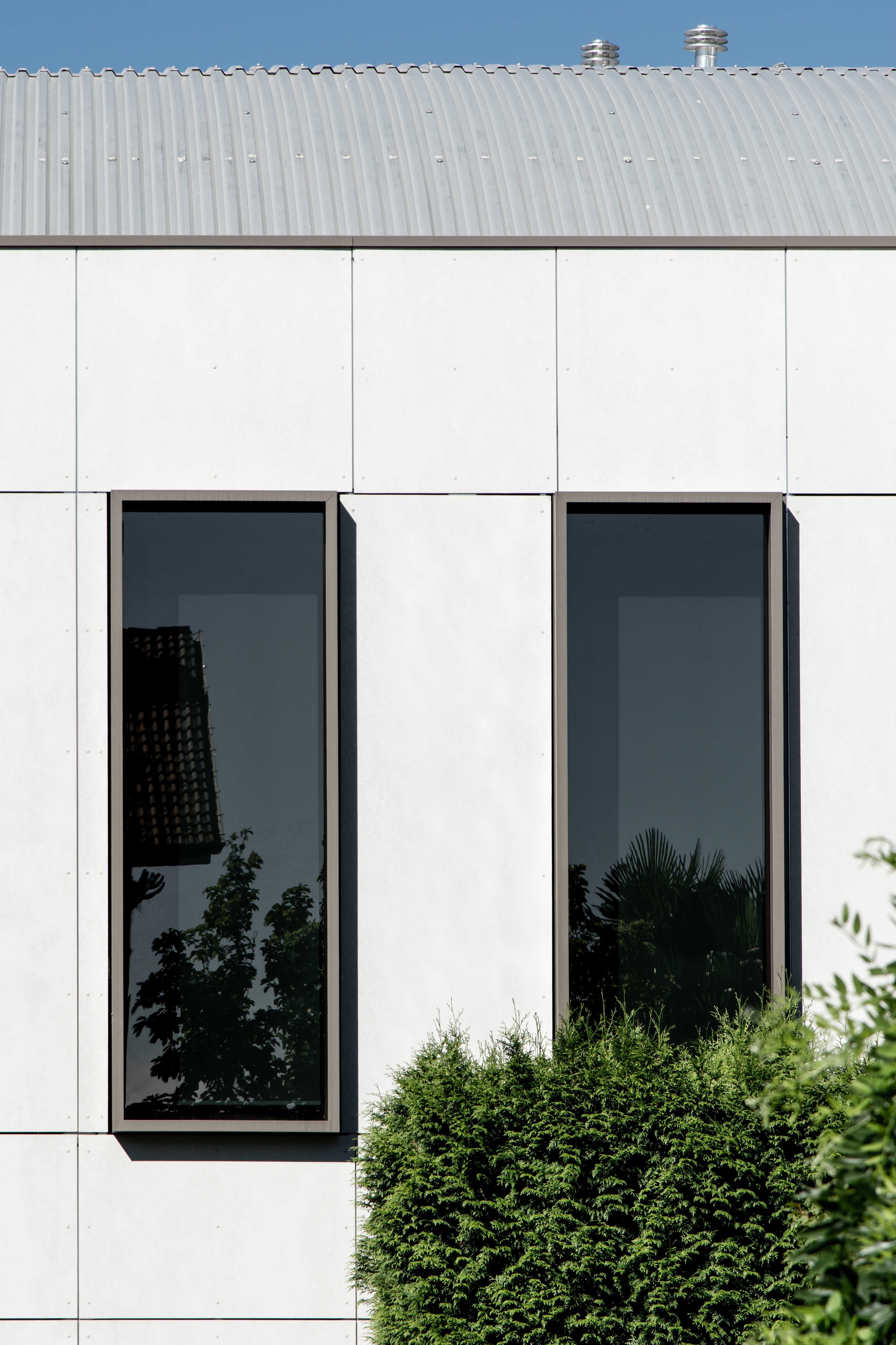 2018 年 C 大楼 | 混凝土加固的办公建筑杰作-5