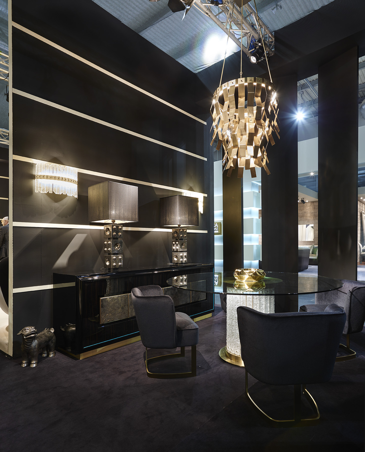 2015 年米兰家具展临时展位设计-1