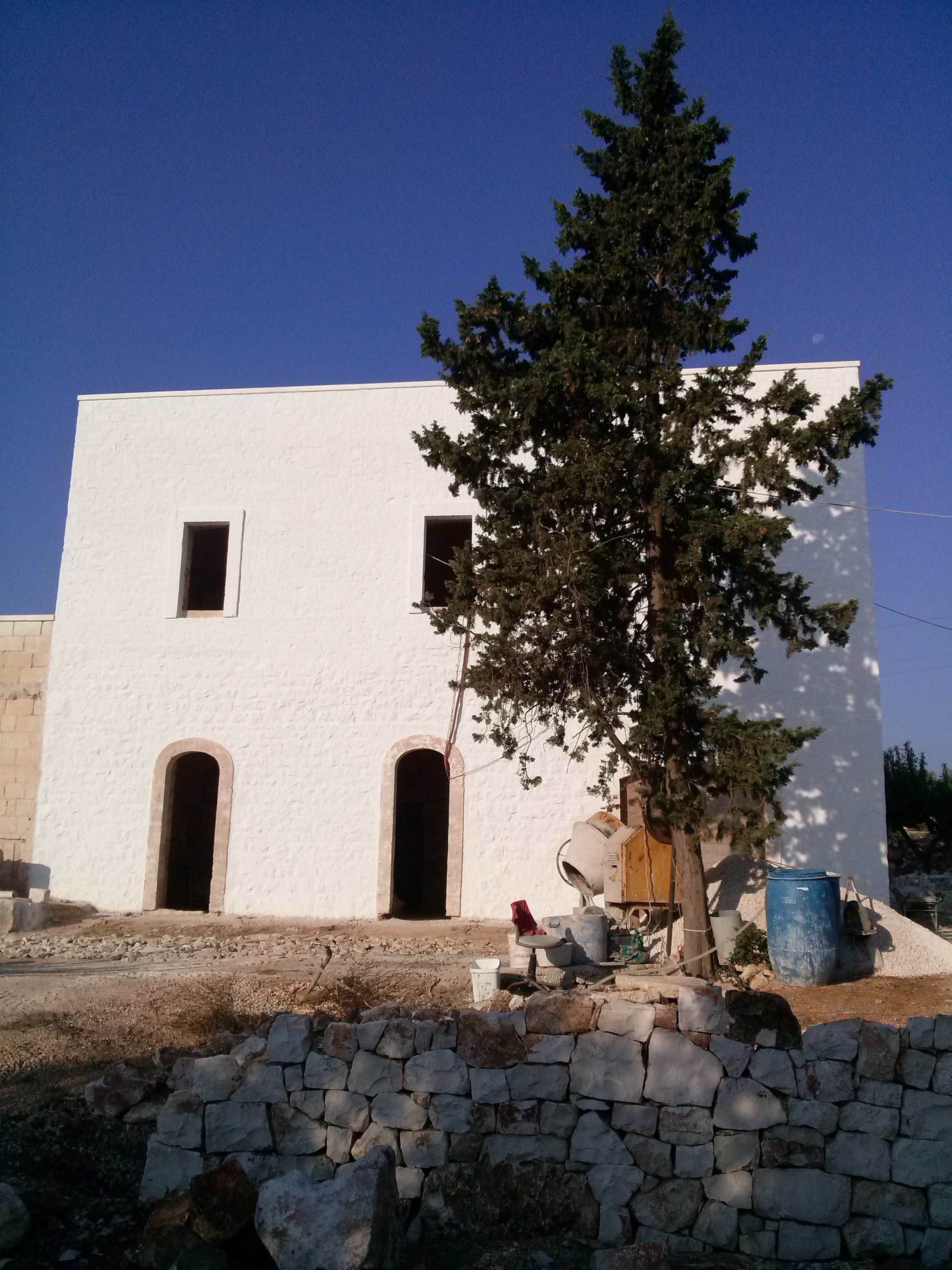 意大利普利亚地区古老农场修复-11