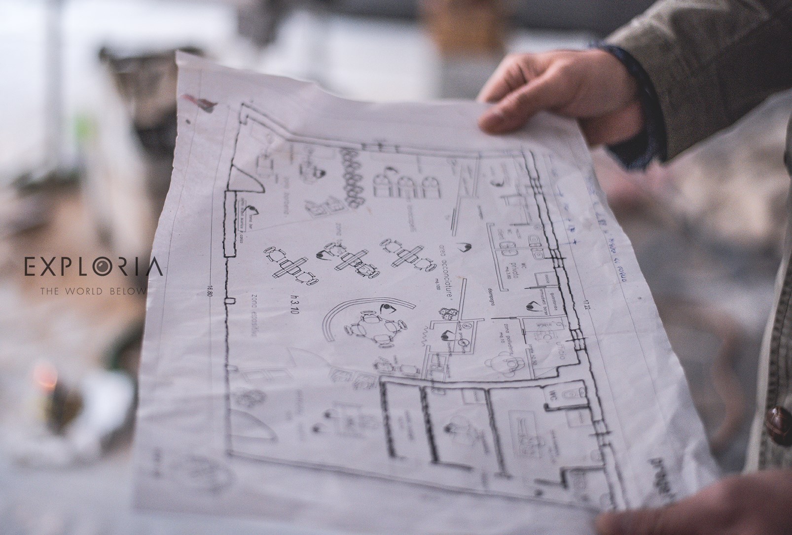 "iragazzidioggi"展示空间 | 现代简约风格的魅力展示-12