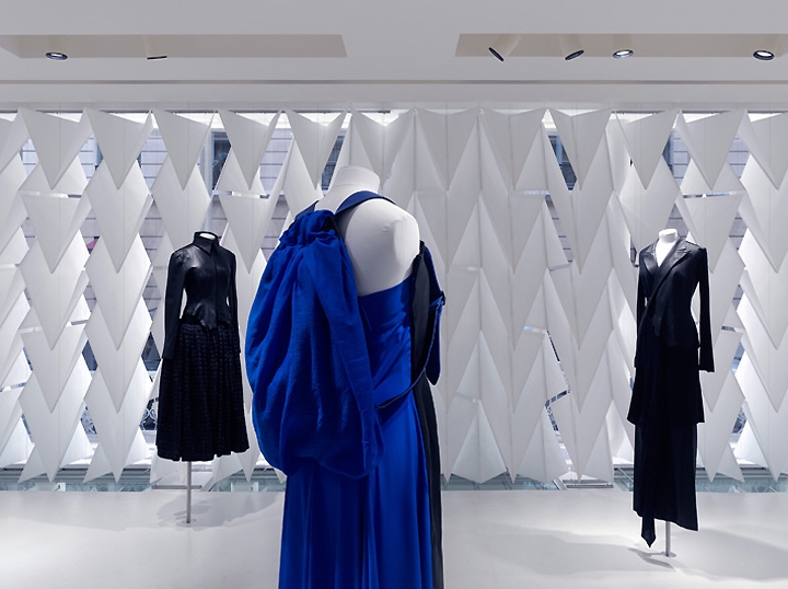 法国巴黎Yohji Yamamoto旗舰店-1