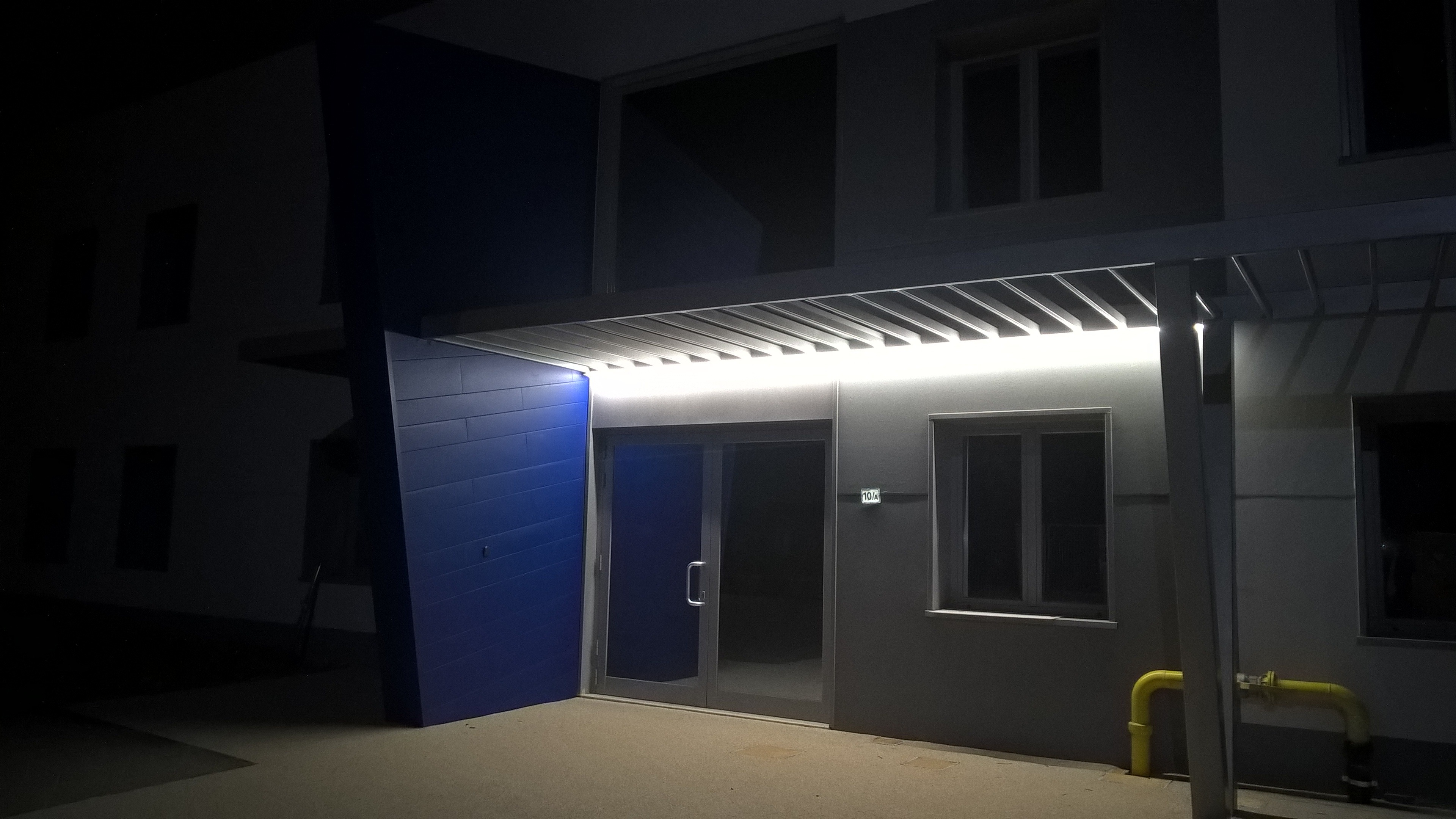 意式工业风厂房翻新，现代与传统交融-16