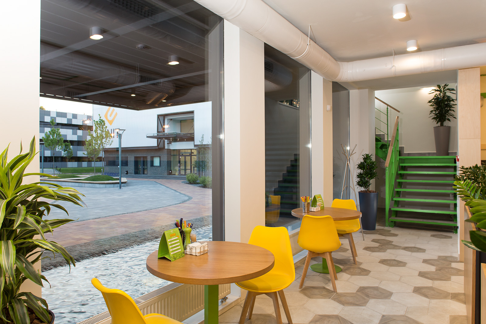 乌克兰创新教育中心，室内设计展现未来感-24